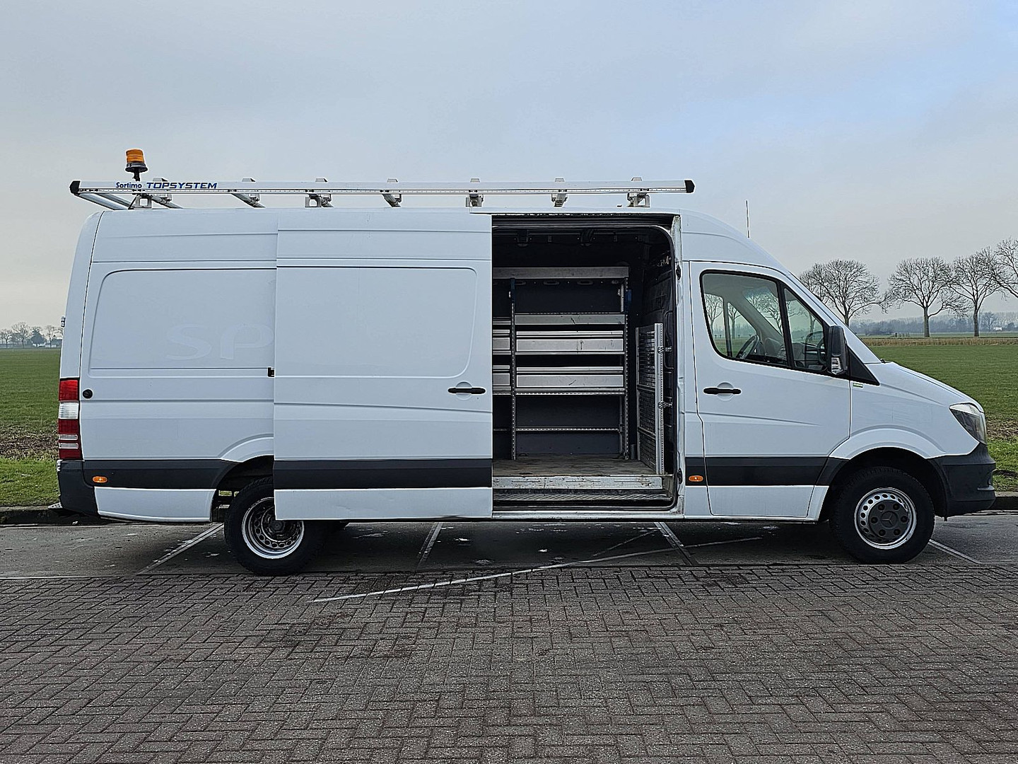 Mercedes-Benz Mercedes-Benz