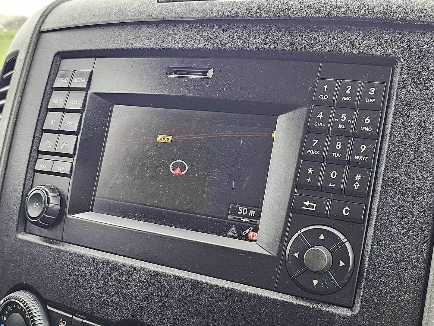 Mercedes-Benz Mercedes-Benz