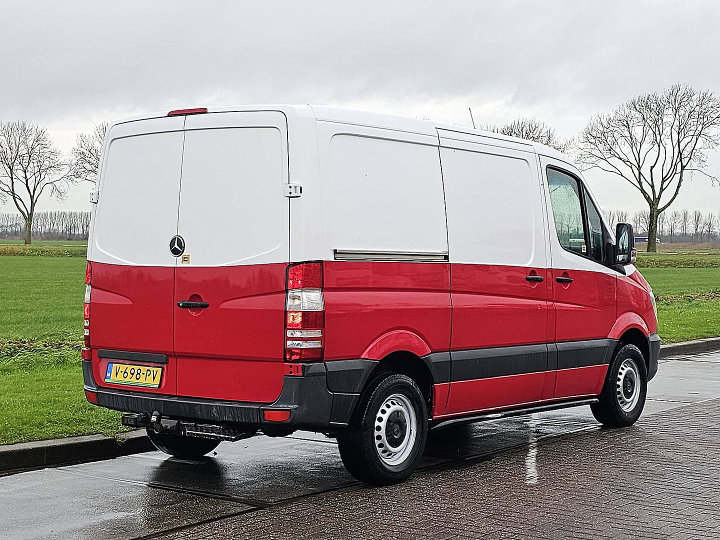 Mercedes-Benz Mercedes-Benz