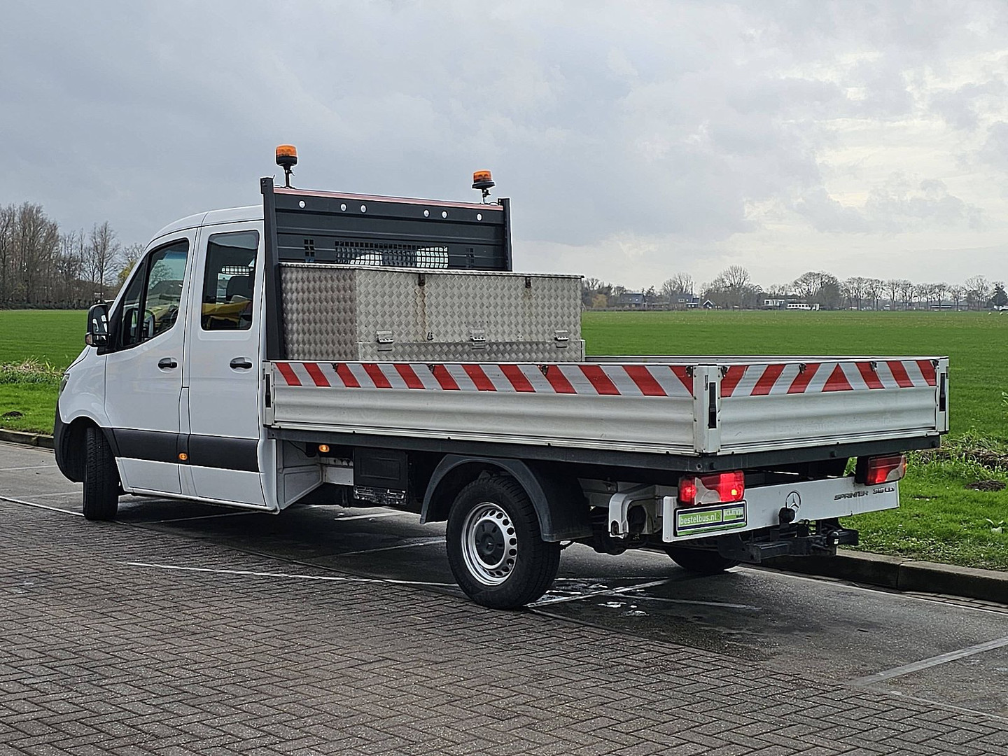 Mercedes-Benz Mercedes-Benz