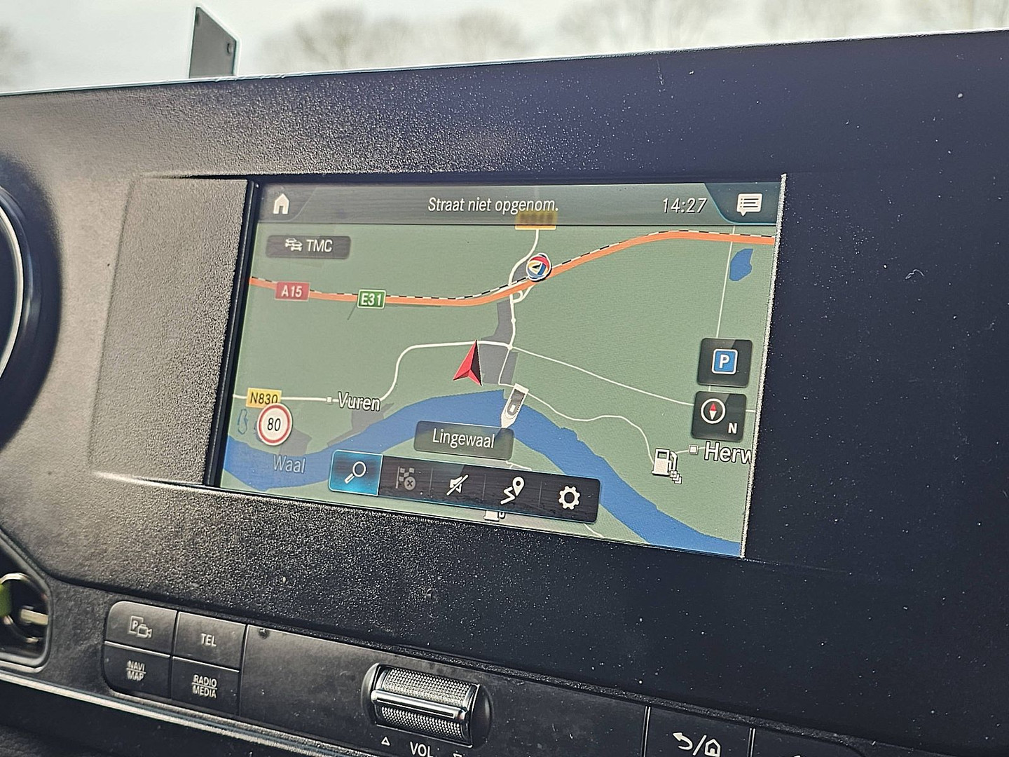 Mercedes-Benz Mercedes-Benz