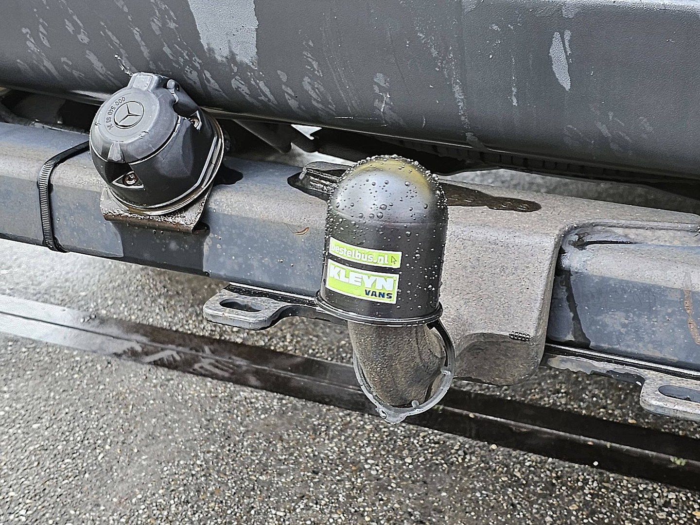 Mercedes-Benz Mercedes-Benz