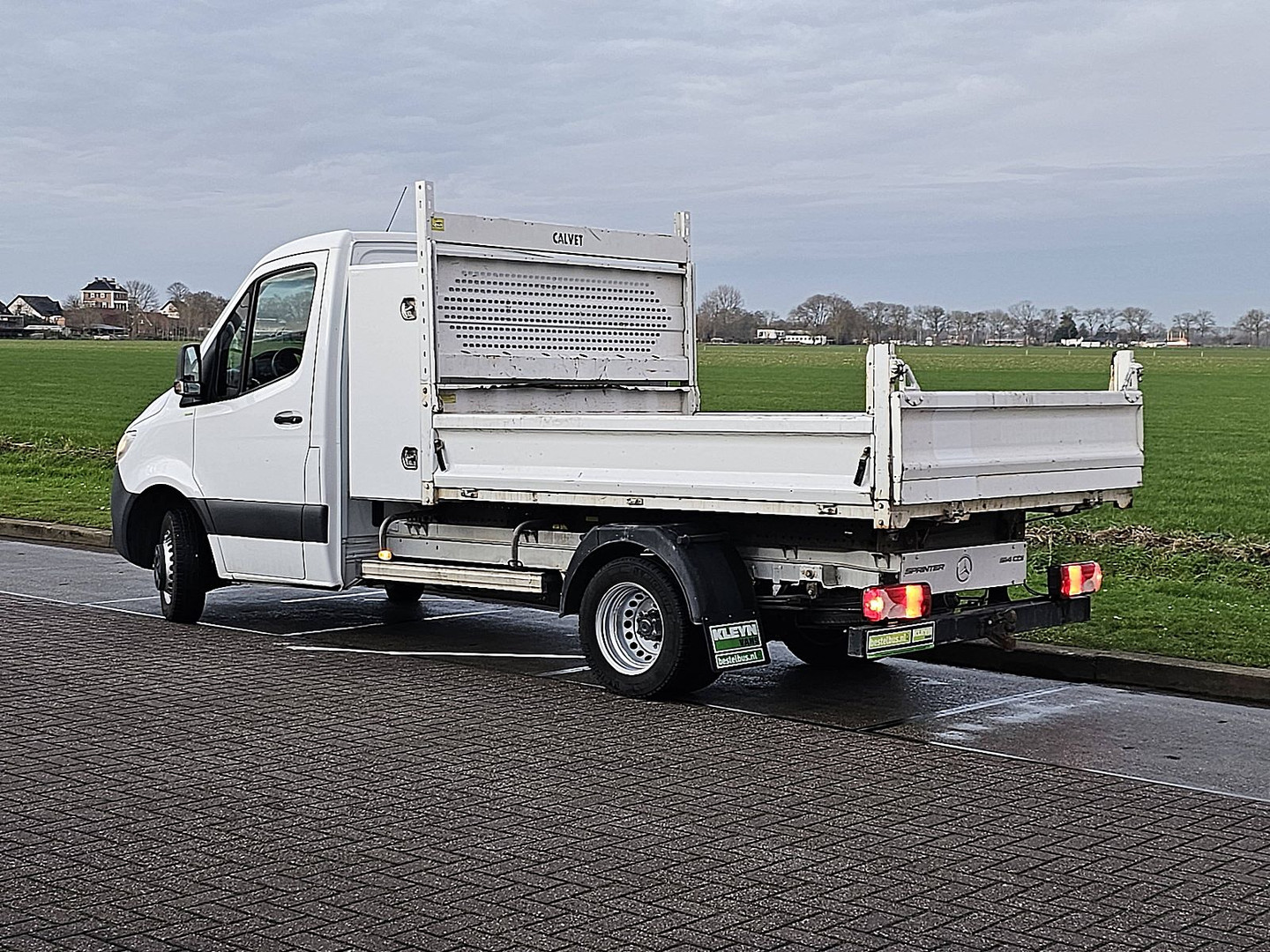 Mercedes-Benz Mercedes-Benz