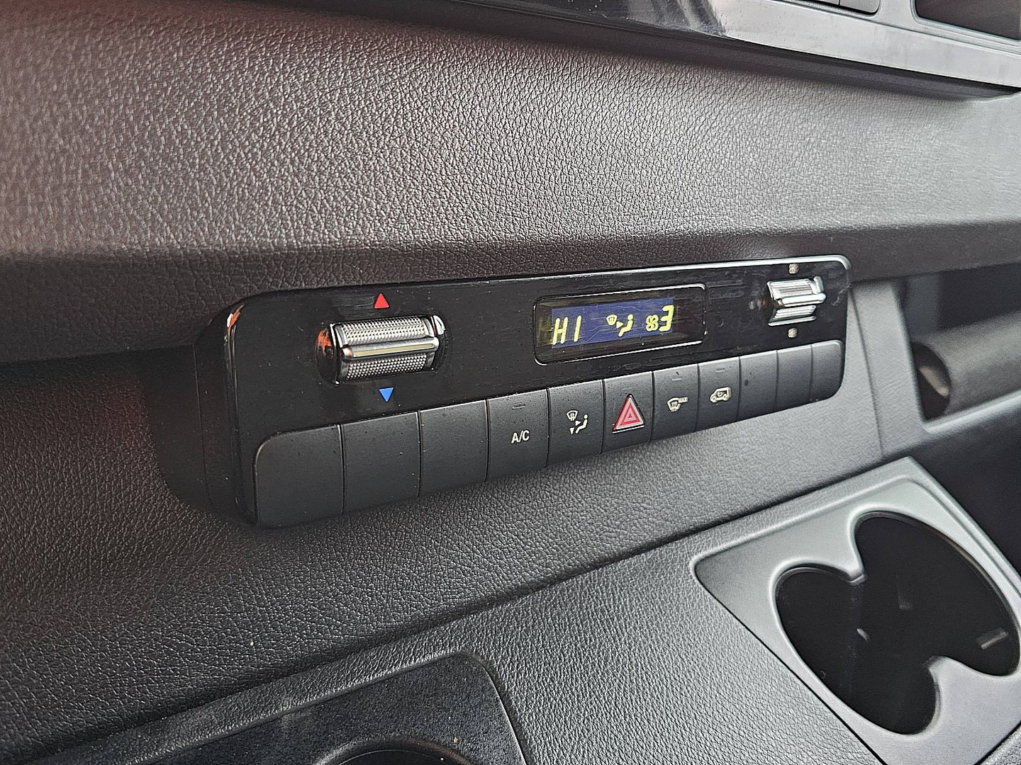 Mercedes-Benz Mercedes-Benz