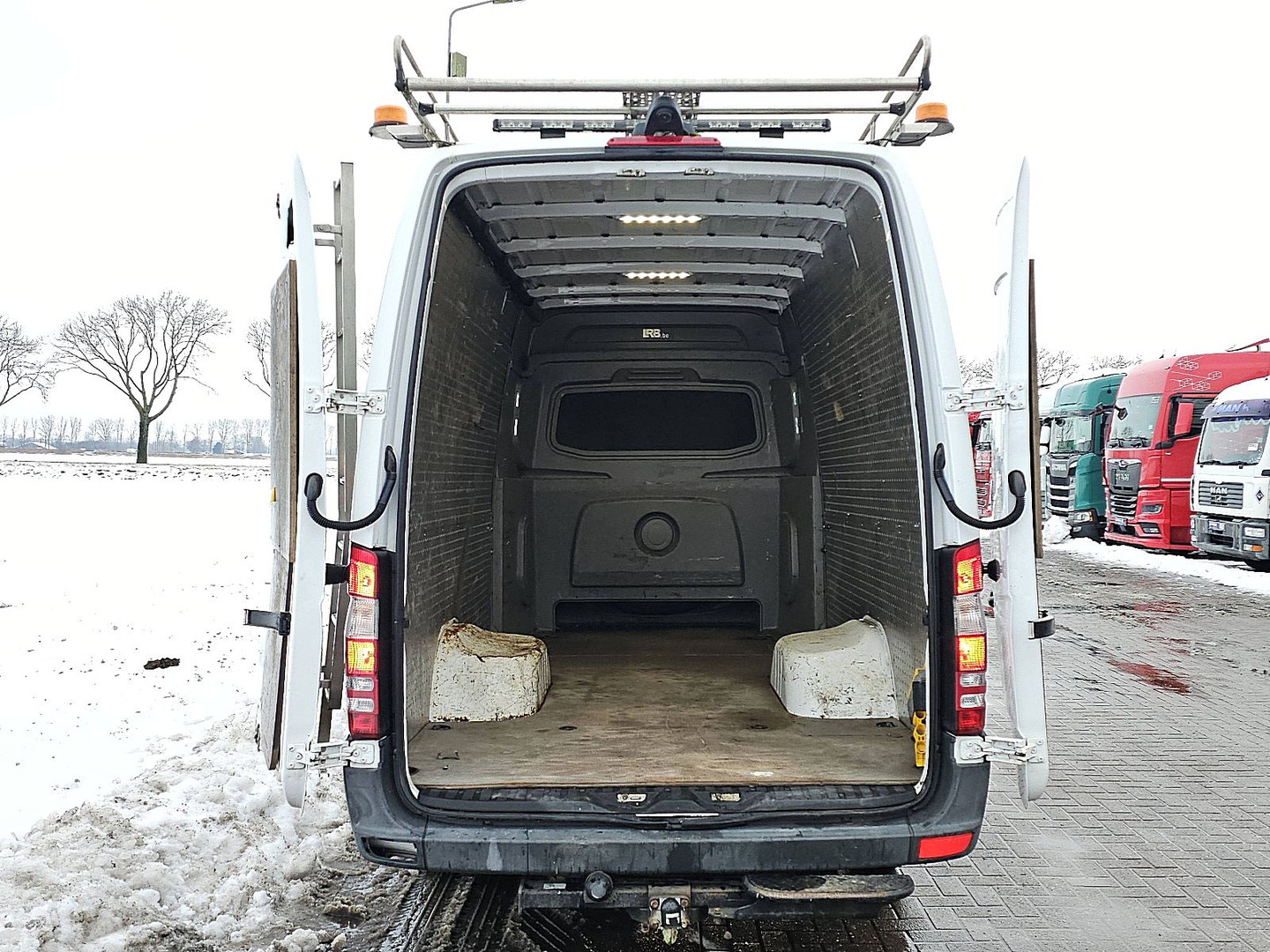 Mercedes-Benz Mercedes-Benz