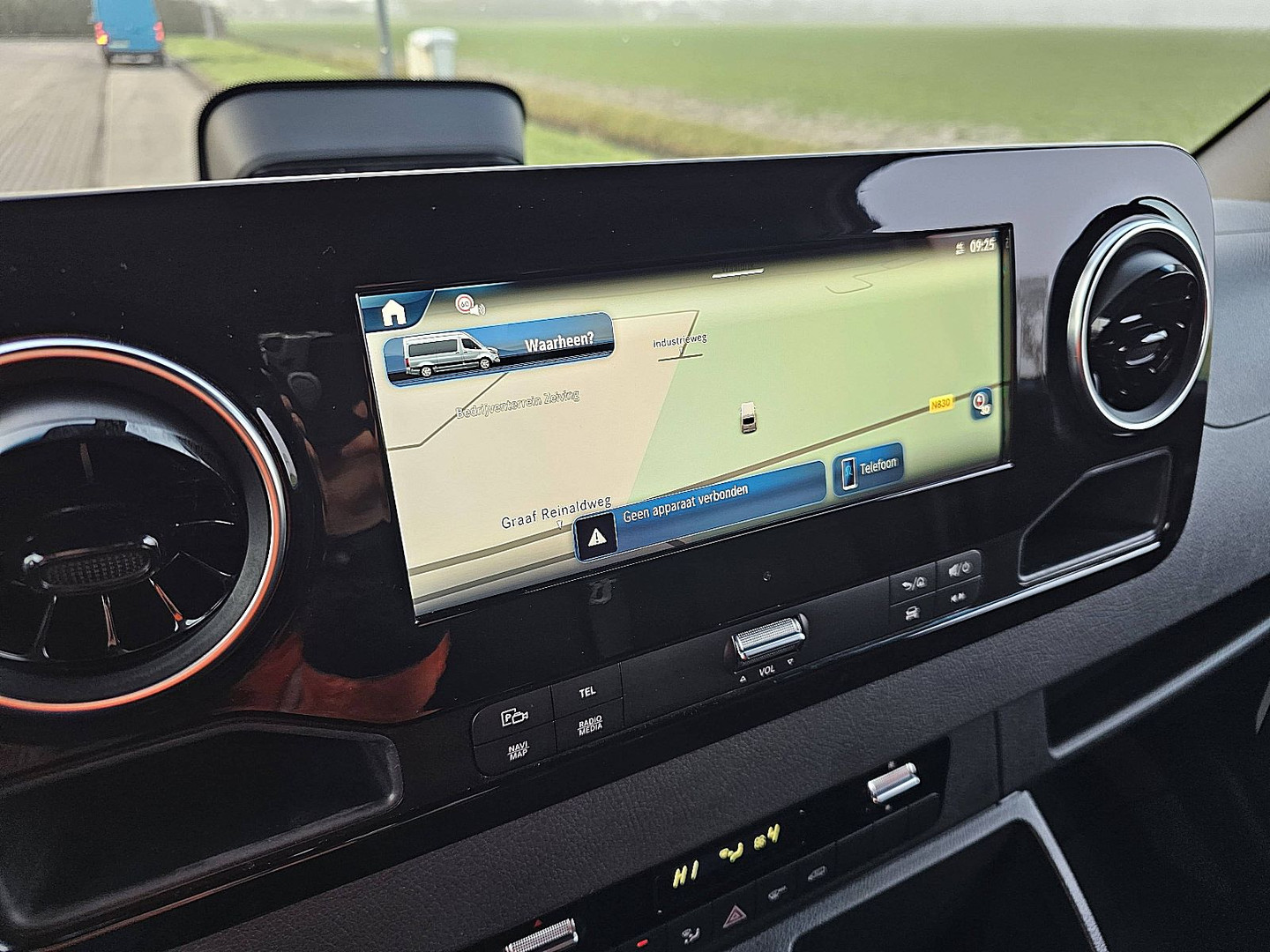 Mercedes-Benz Mercedes-Benz