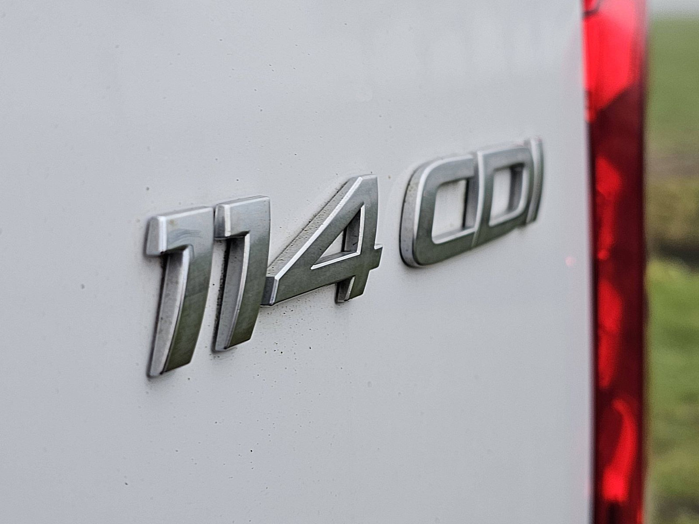 Mercedes-Benz Mercedes-Benz