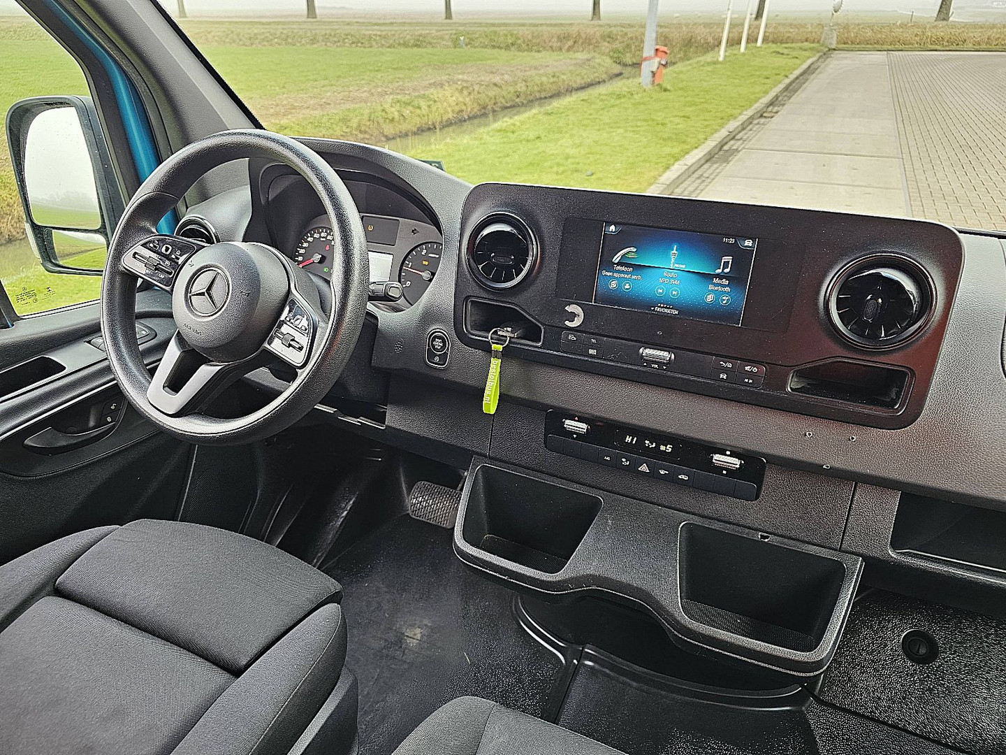 Mercedes-Benz Mercedes-Benz