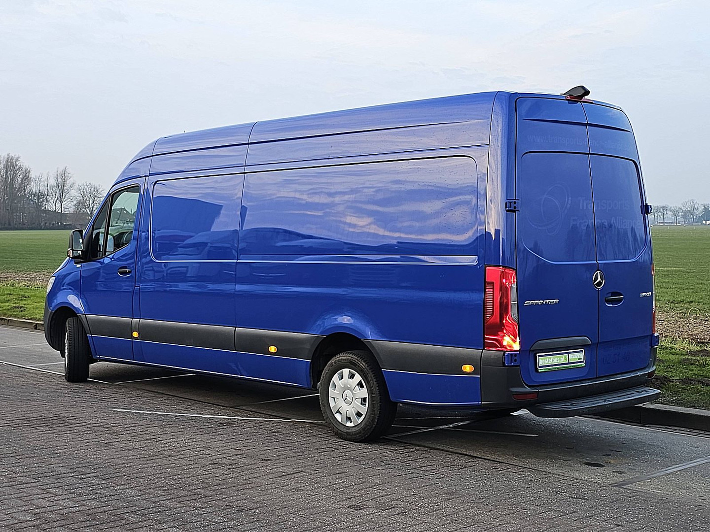 Mercedes-Benz Mercedes-Benz