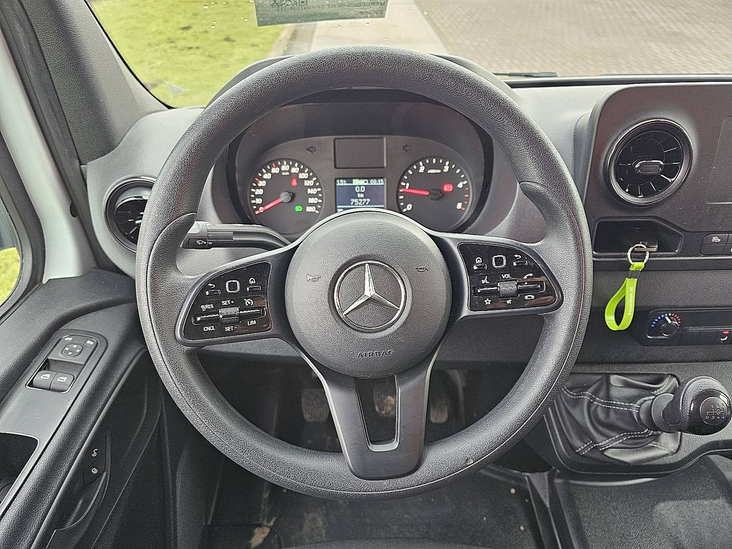 Mercedes-Benz Mercedes-Benz