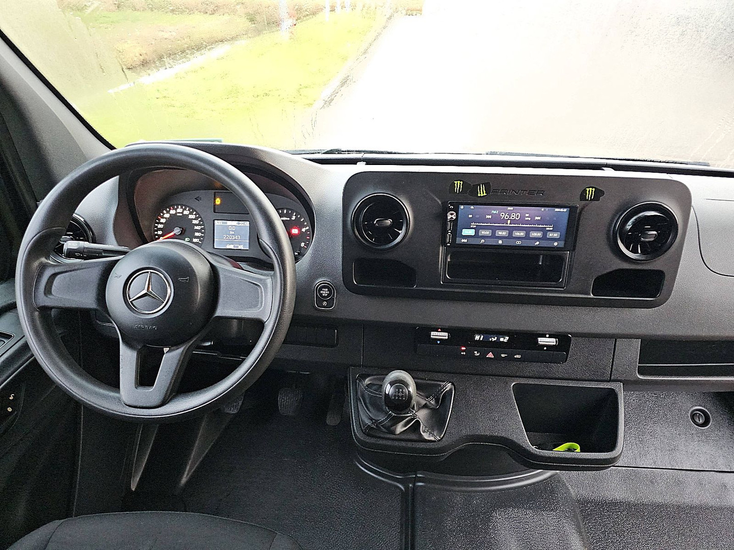 Mercedes-Benz Mercedes-Benz