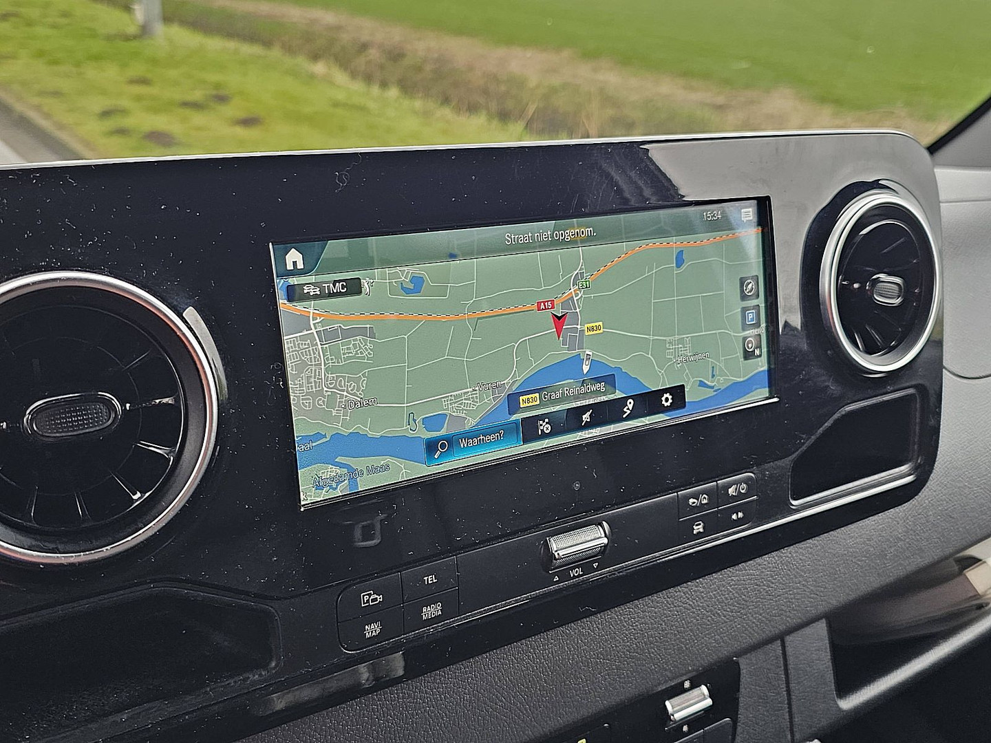 Mercedes-Benz Mercedes-Benz