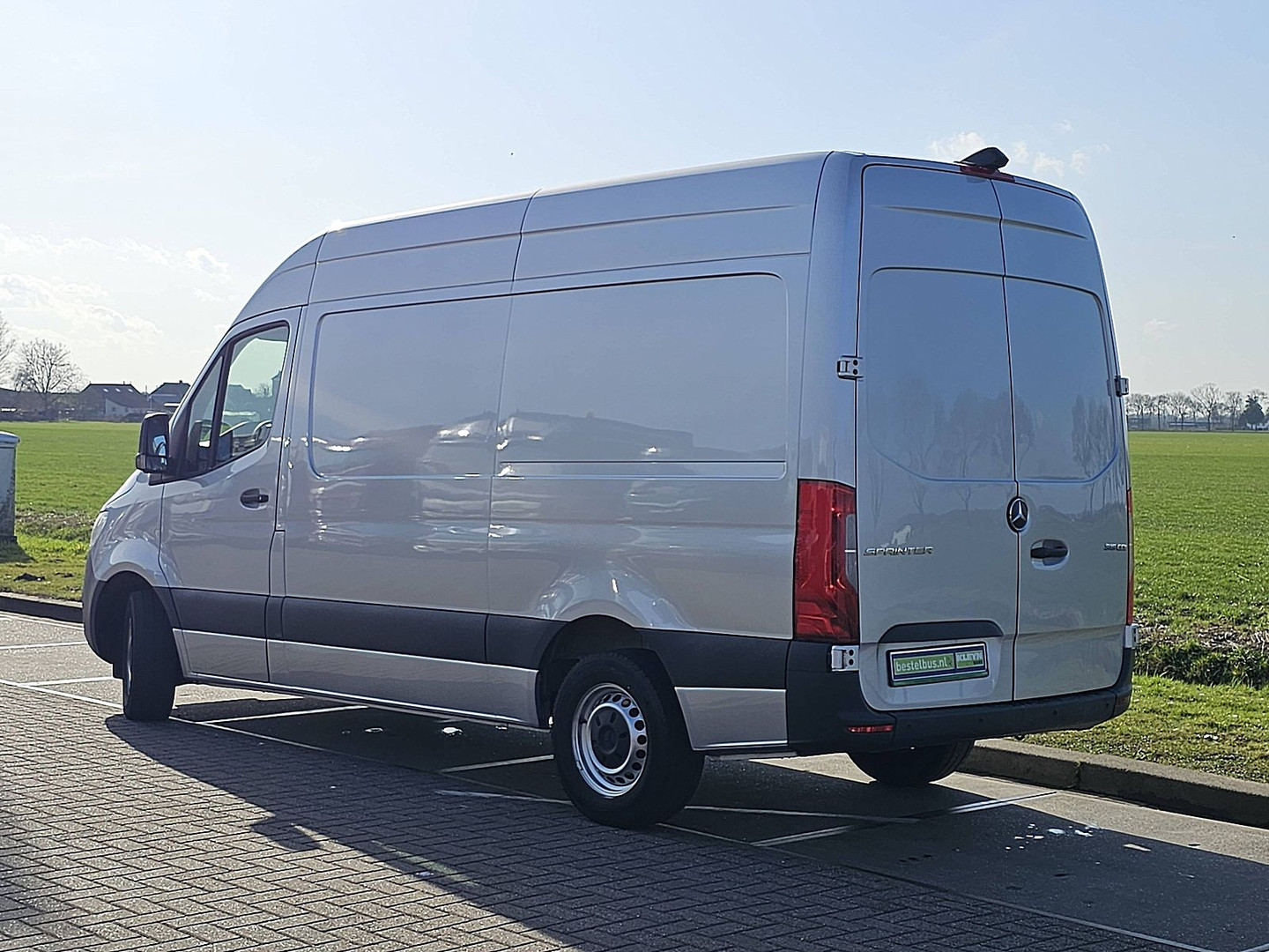 Mercedes-Benz Mercedes-Benz