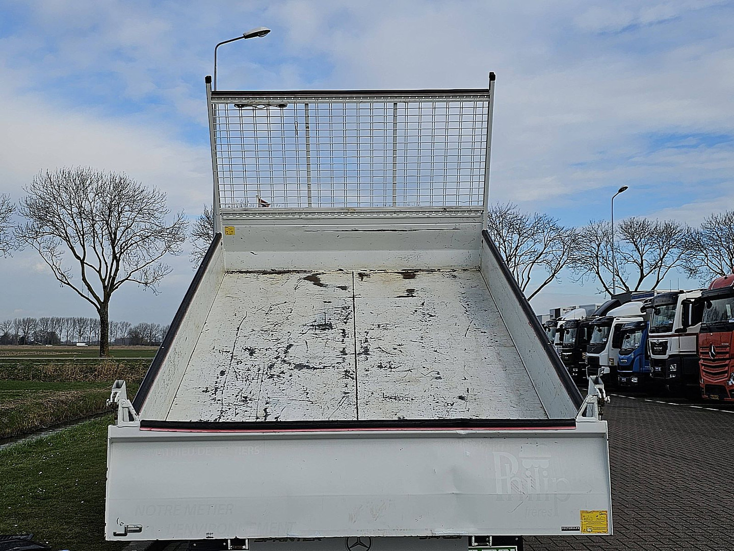 Mercedes-Benz Mercedes-Benz