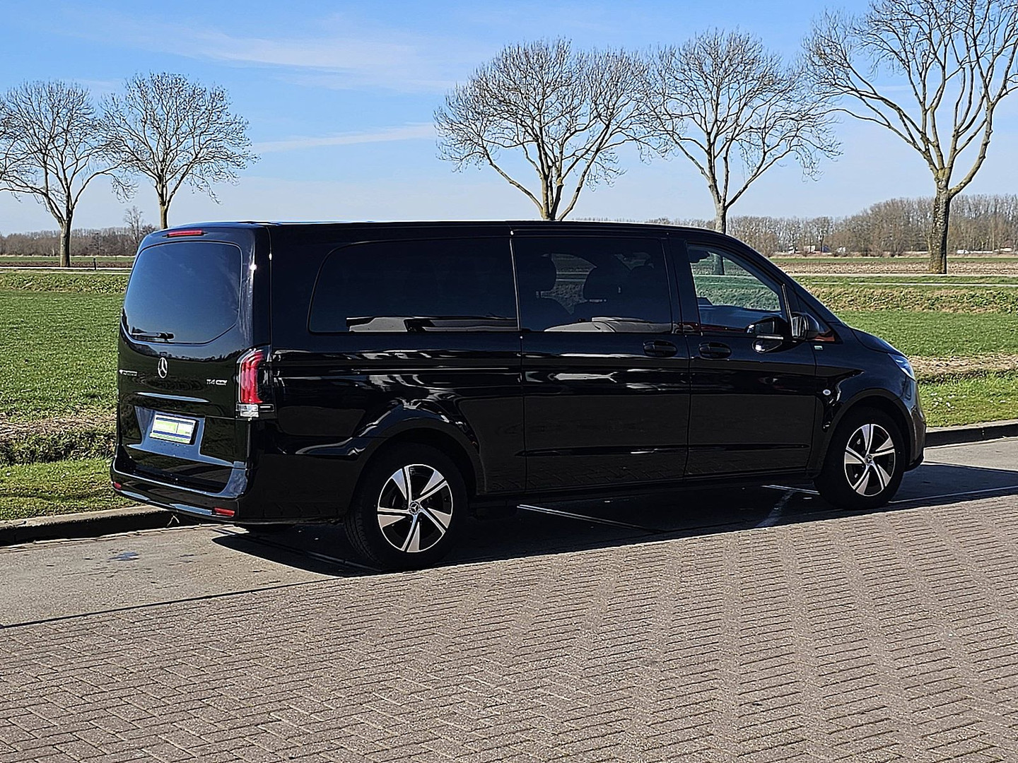 Mercedes-Benz Mercedes-Benz