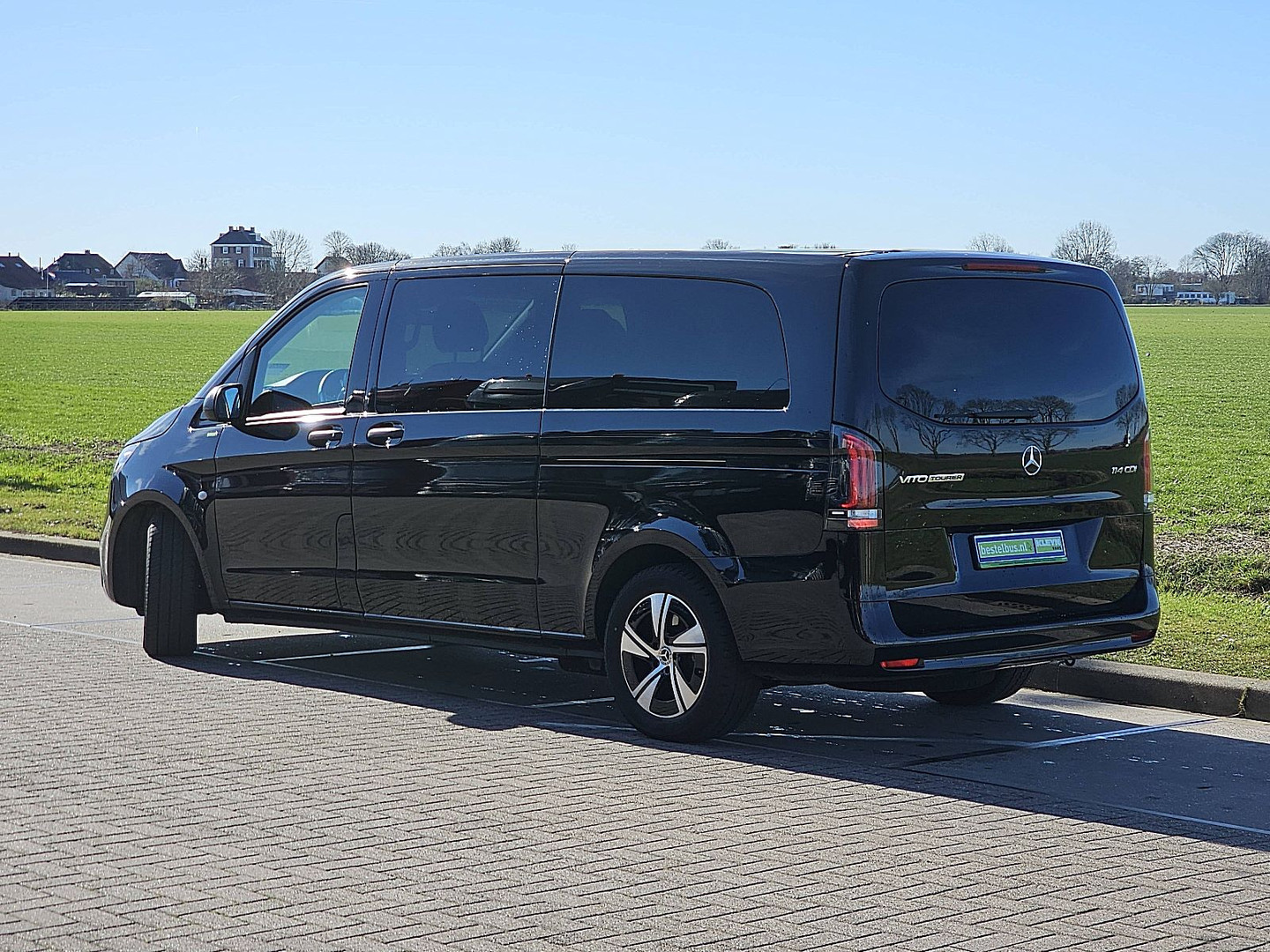 Mercedes-Benz Mercedes-Benz