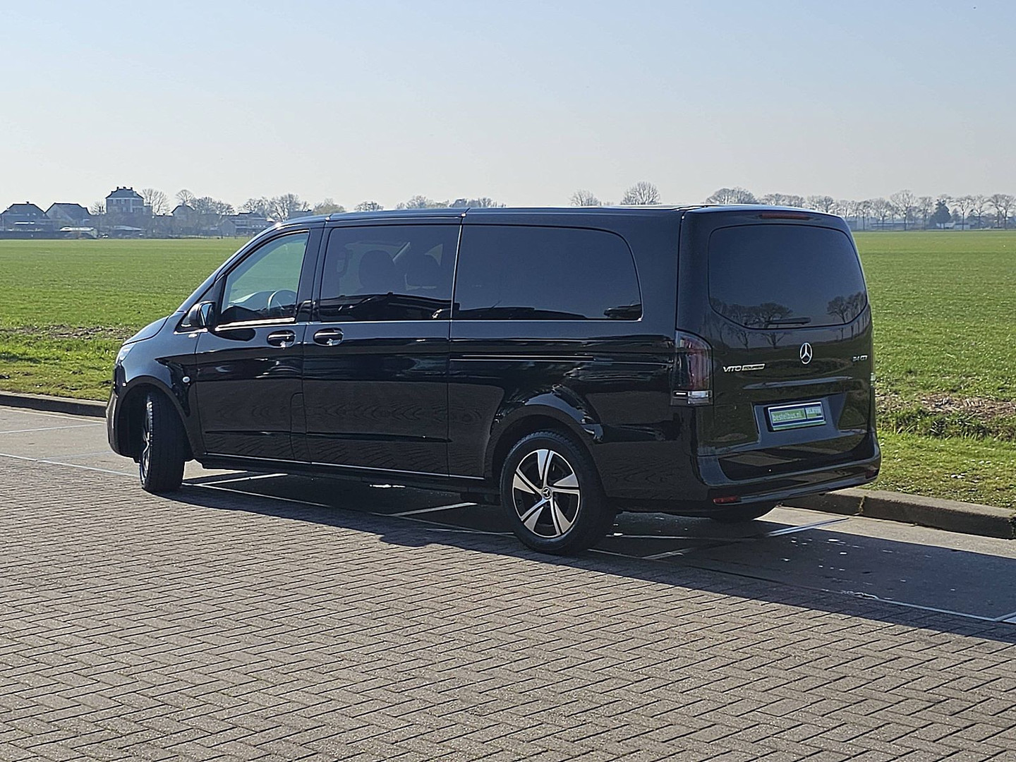 Mercedes-Benz Mercedes-Benz