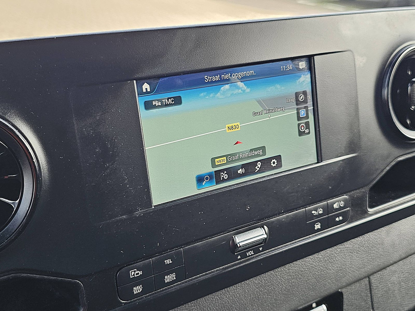 Mercedes-Benz Mercedes-Benz