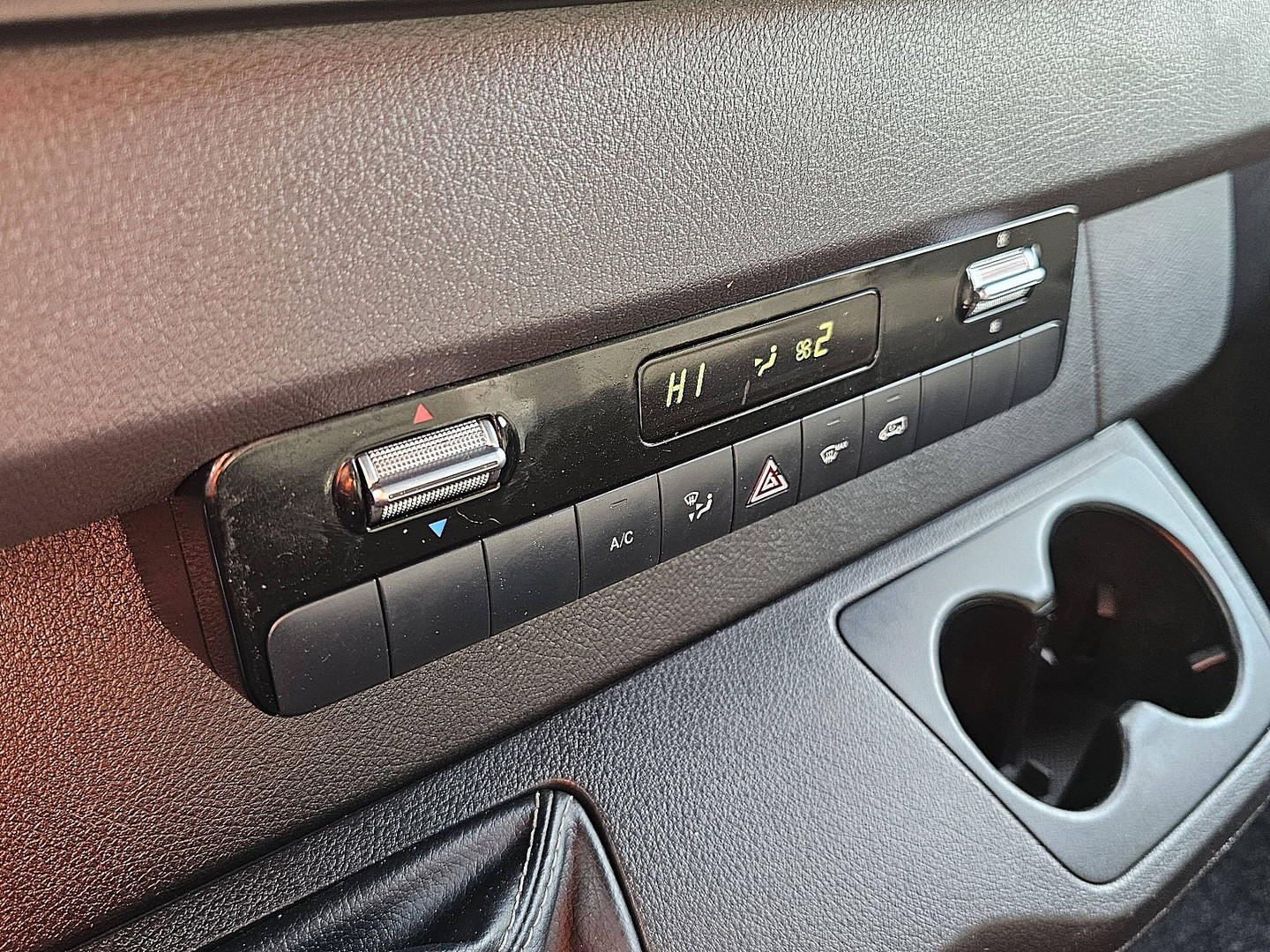 Mercedes-Benz Mercedes-Benz