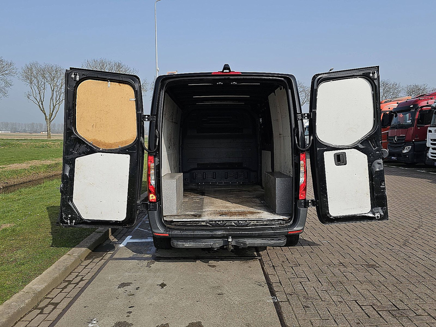 Mercedes-Benz Mercedes-Benz