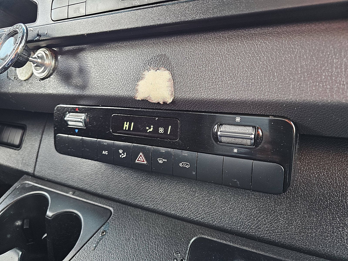 Mercedes-Benz Mercedes-Benz