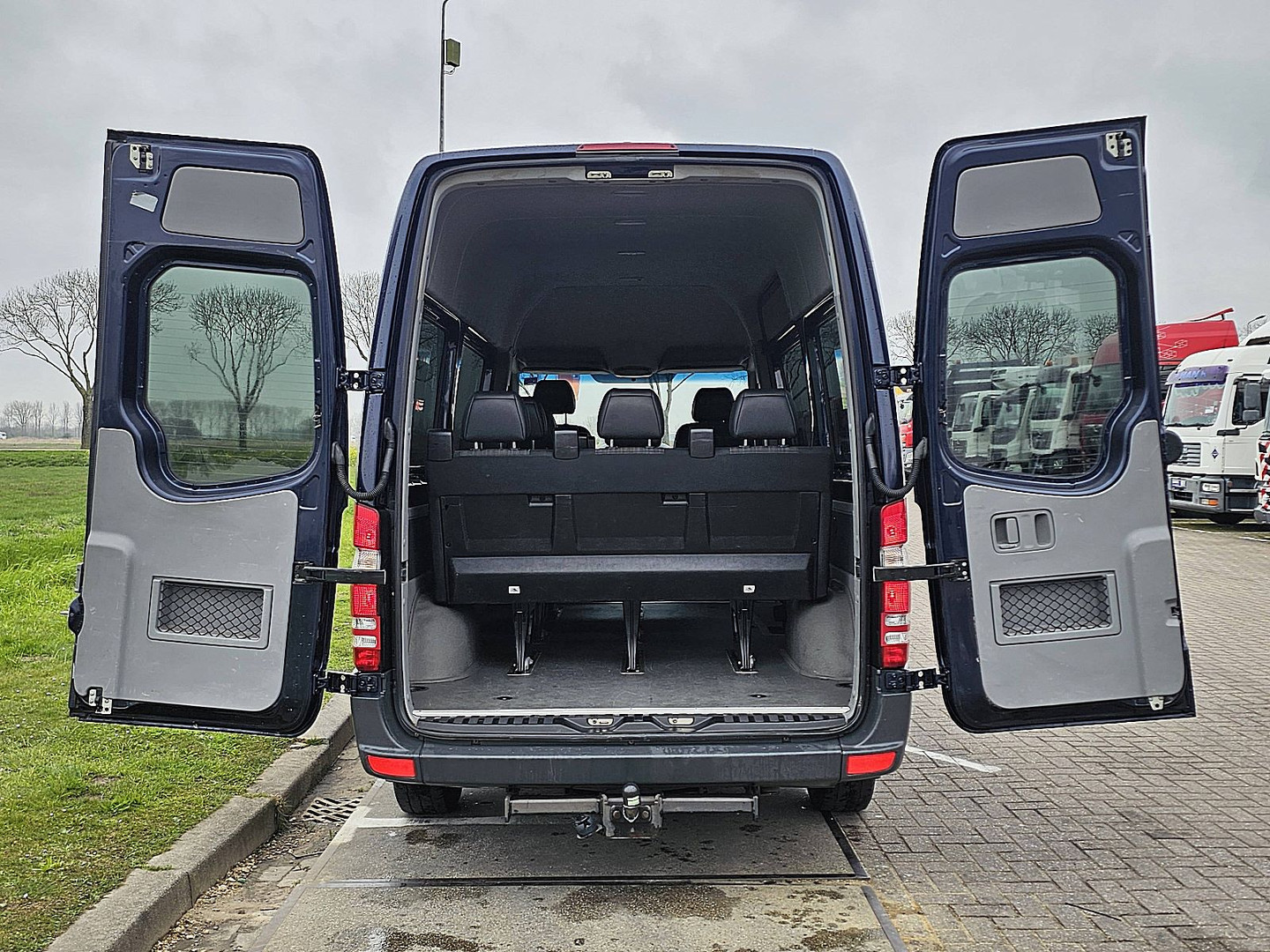 Mercedes-Benz Mercedes-Benz