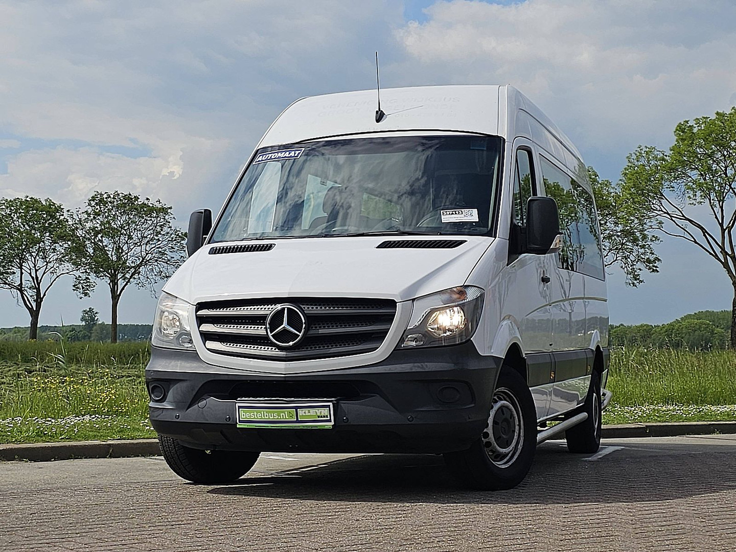 Mercedes-Benz Mercedes-Benz