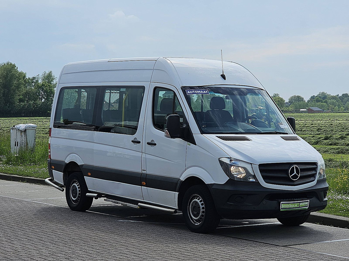 Mercedes-Benz Mercedes-Benz