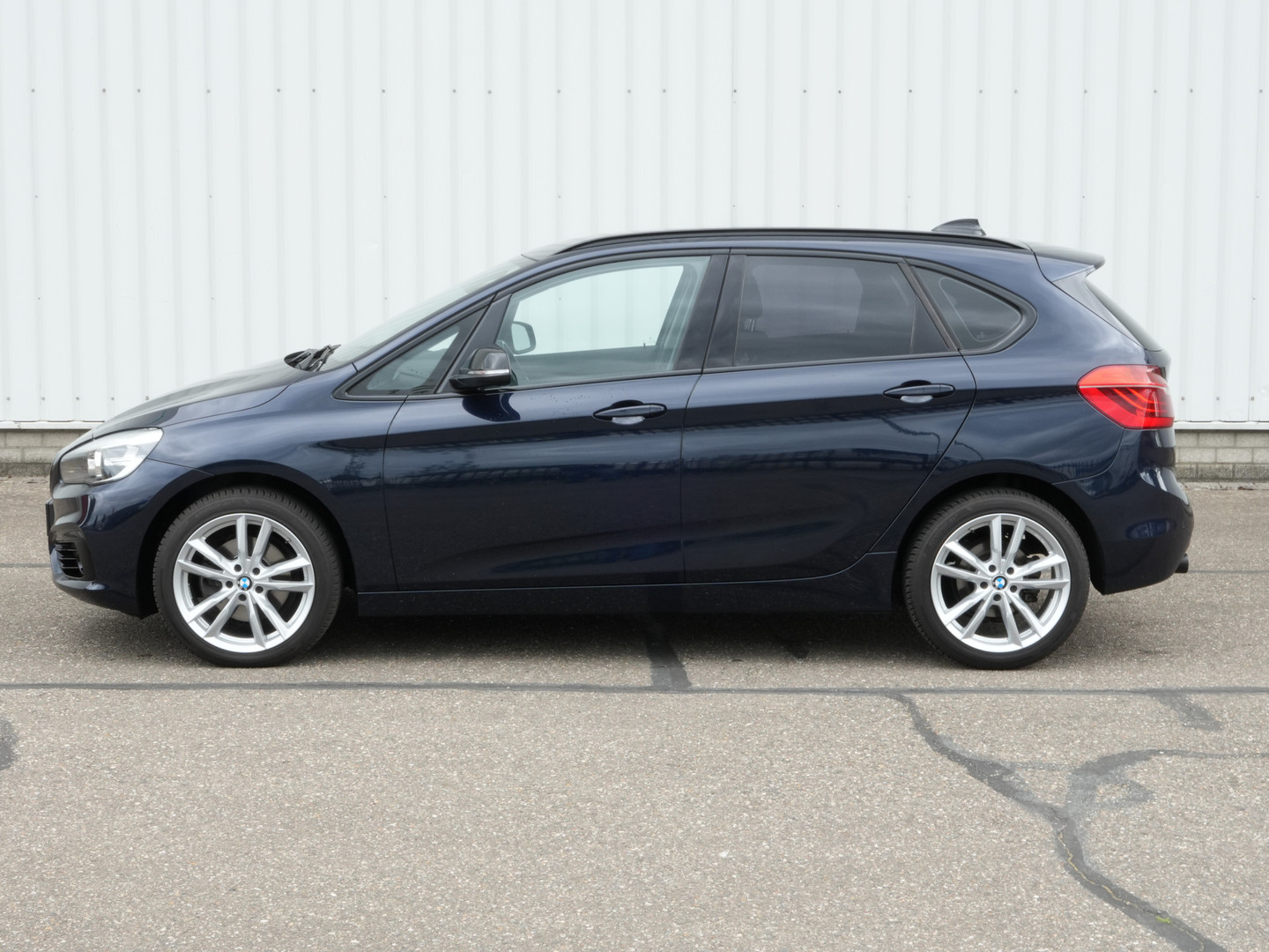 BMW BMW