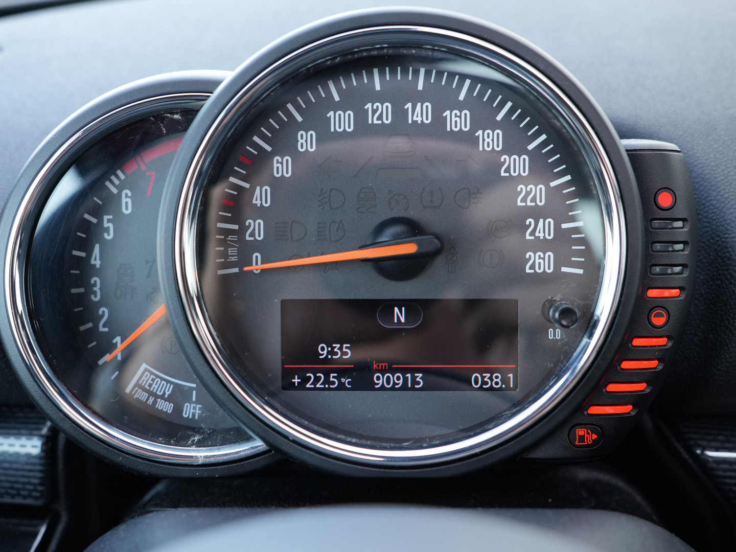 MINI MINI