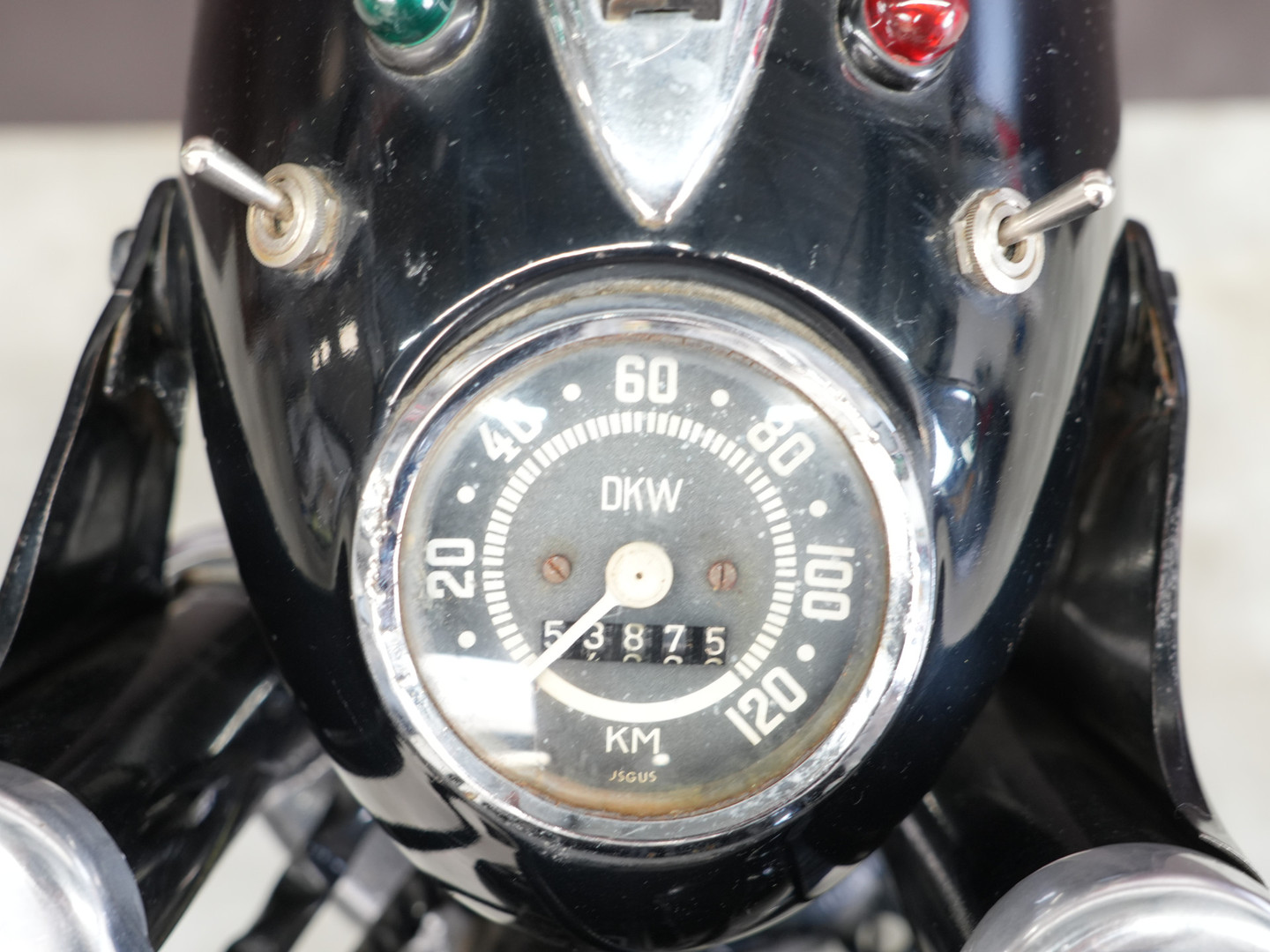DKW