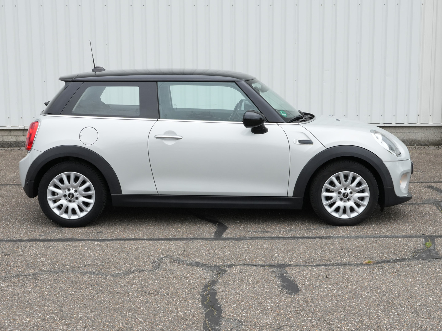 MINI