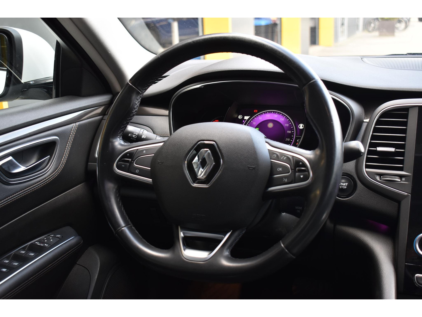 Renault Renault