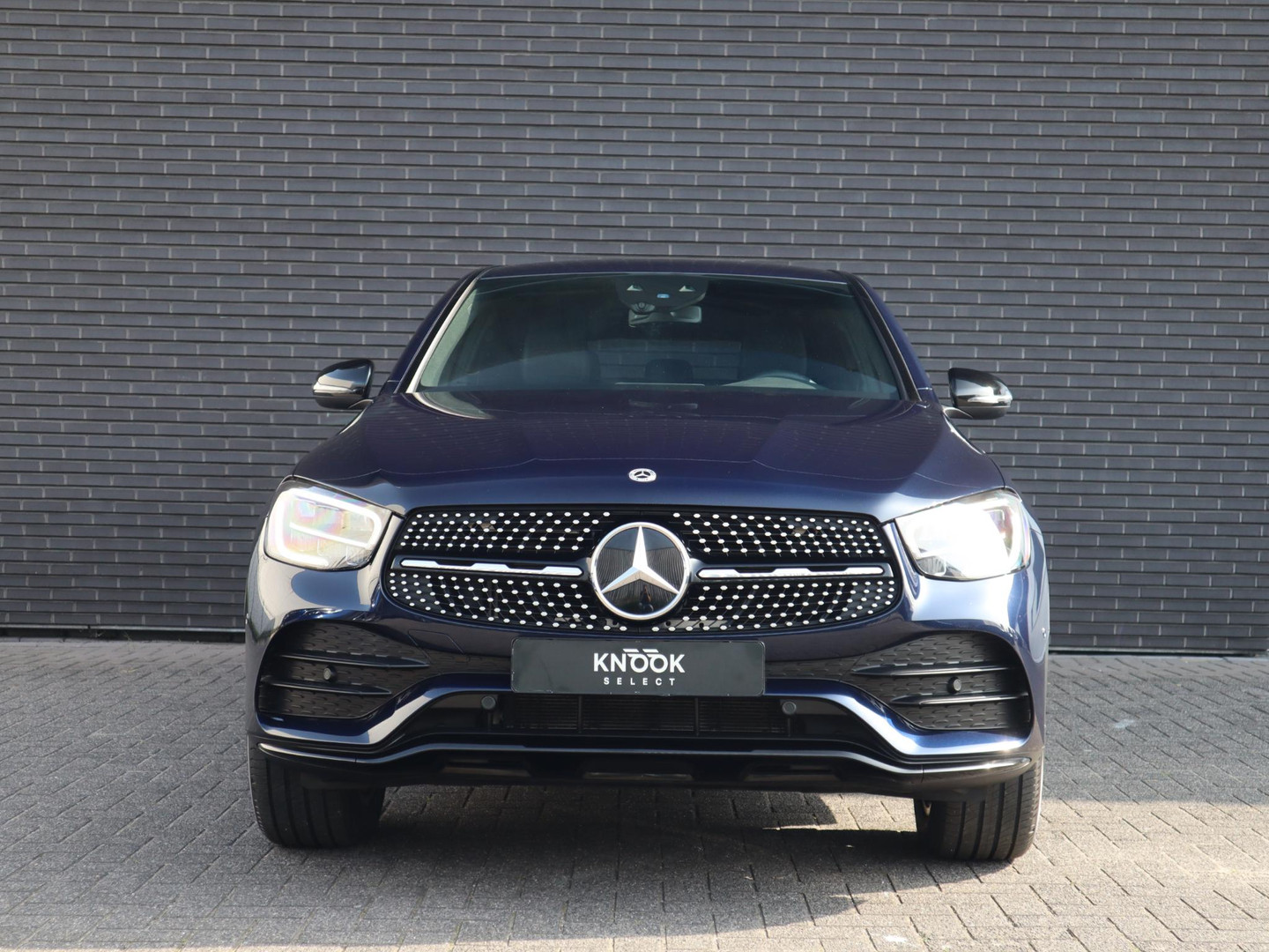 Mercedes-Benz Mercedes-Benz