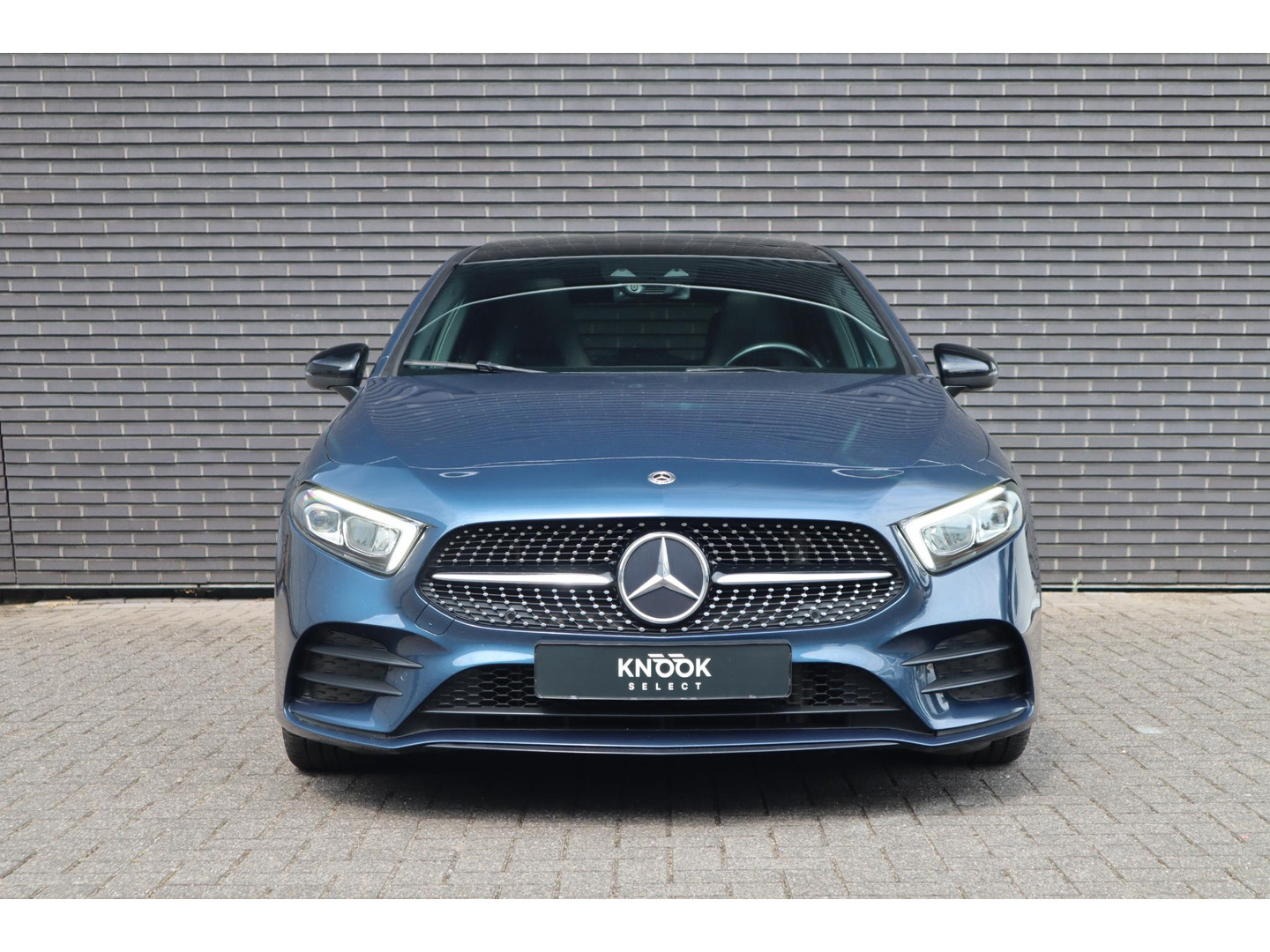 Mercedes-Benz Mercedes-Benz