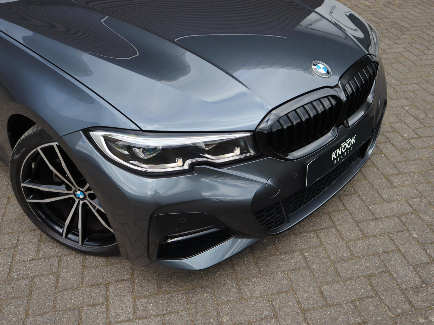 BMW BMW