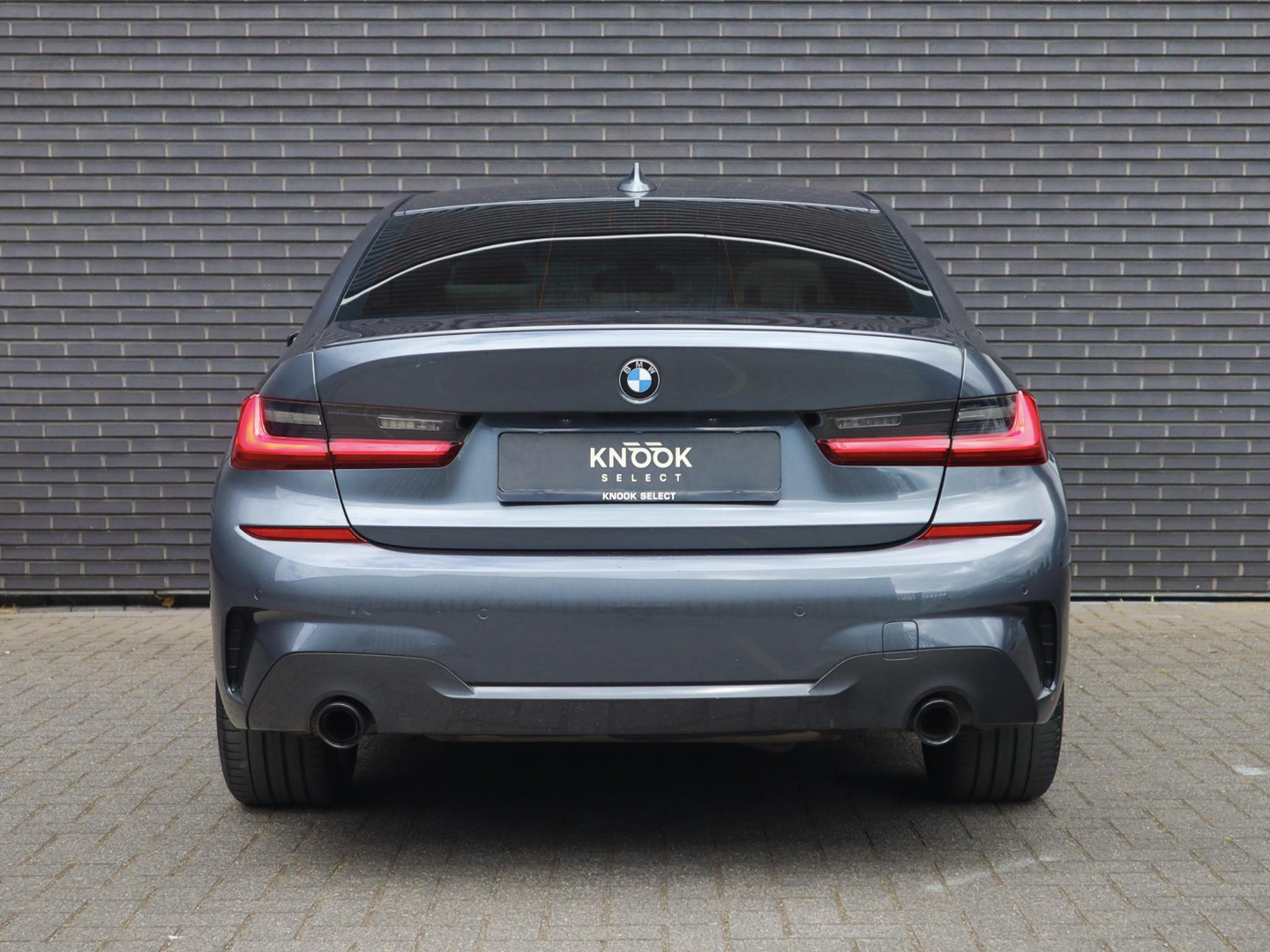 BMW BMW