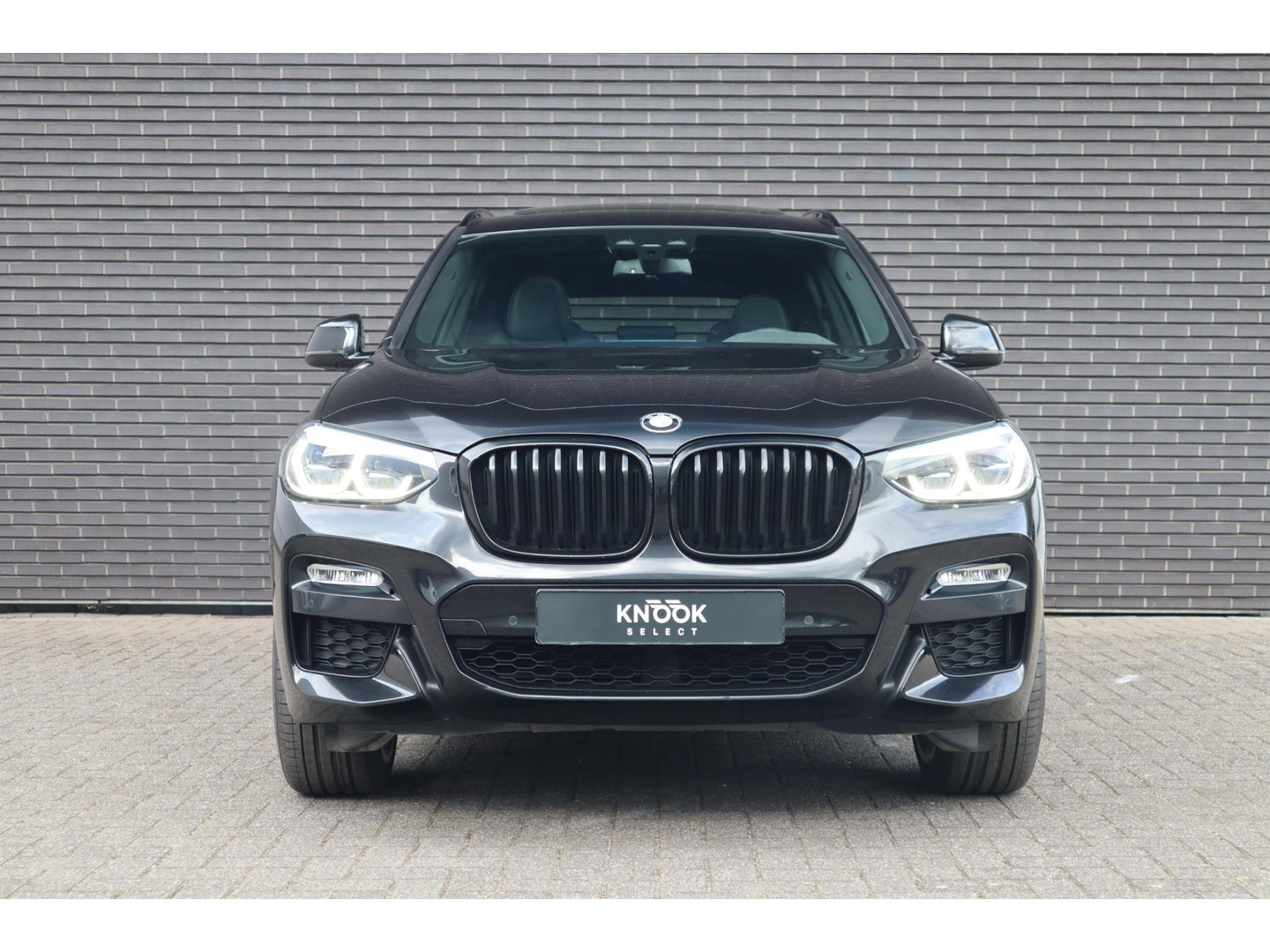 BMW BMW