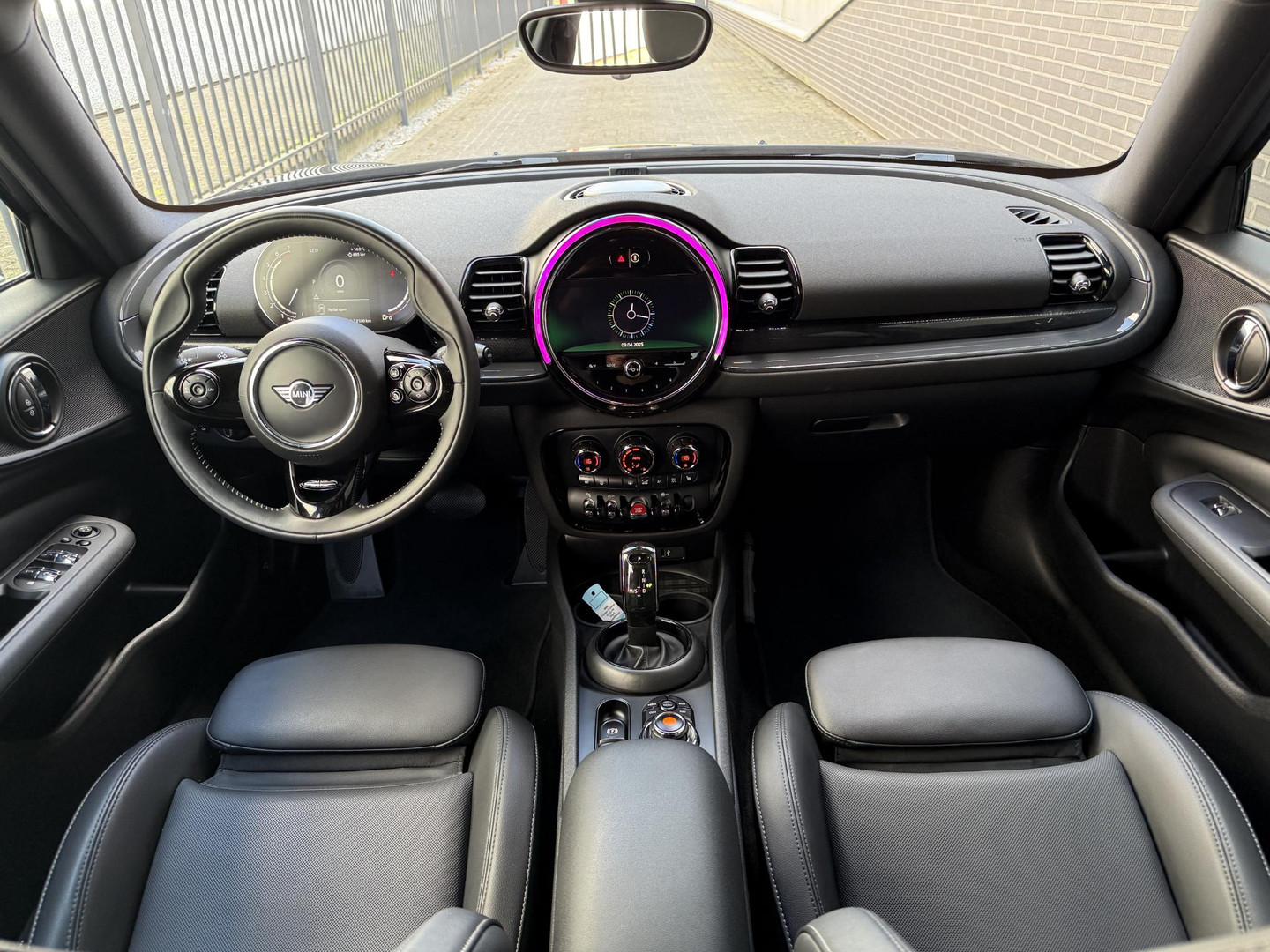MINI