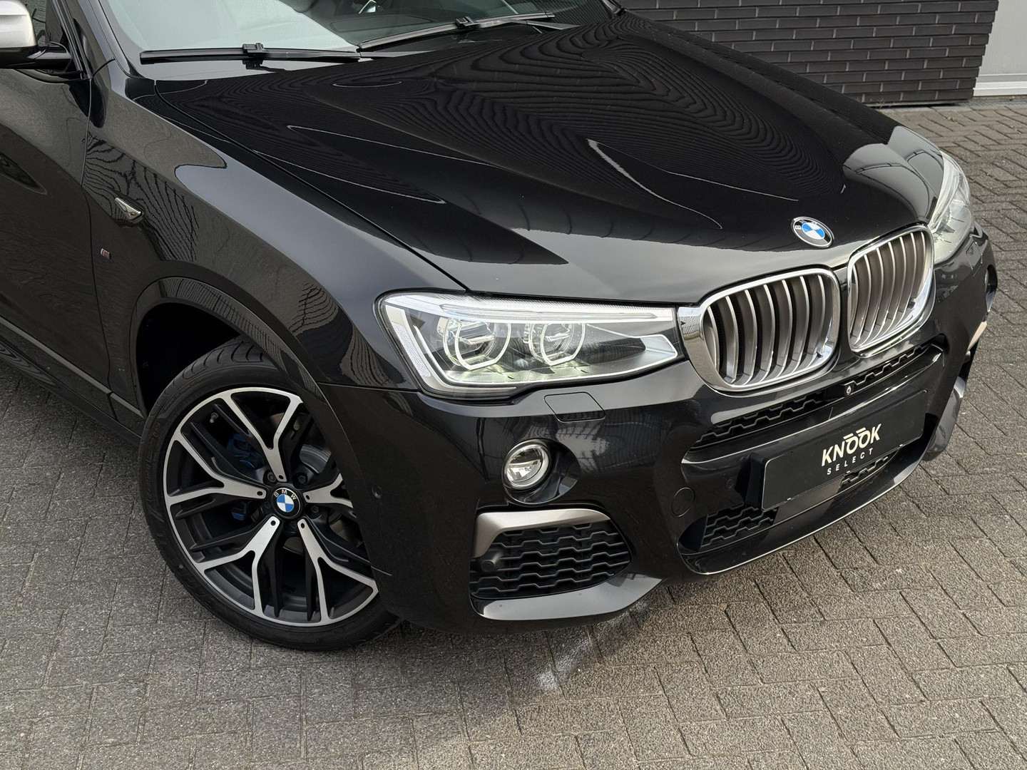 BMW BMW