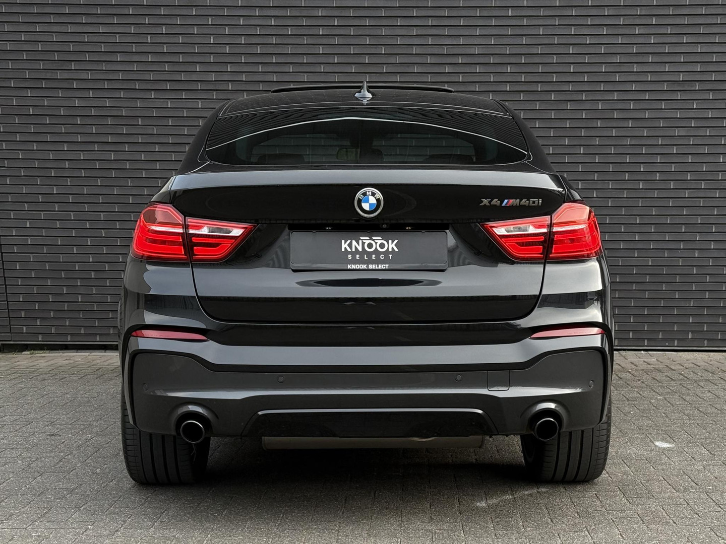 BMW BMW