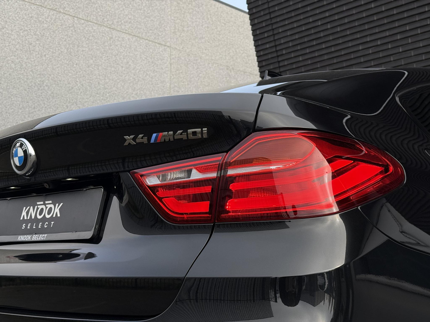 BMW BMW