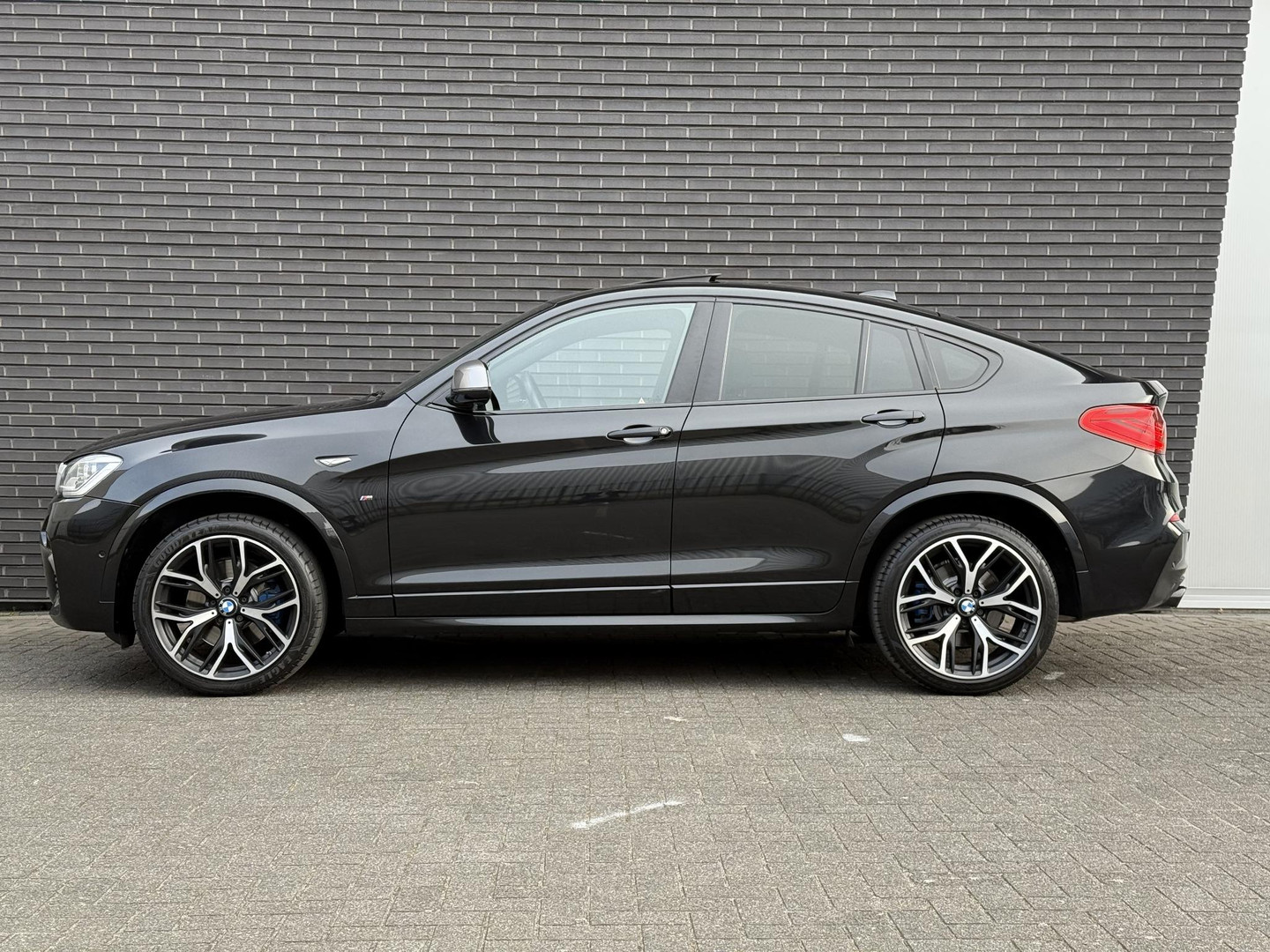 BMW BMW