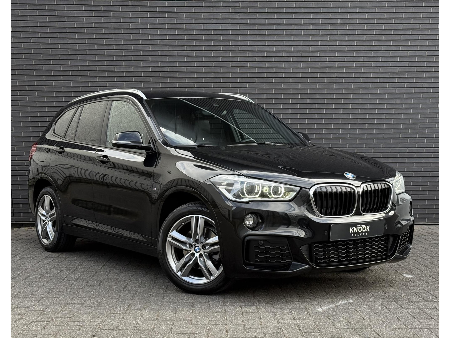 BMW BMW