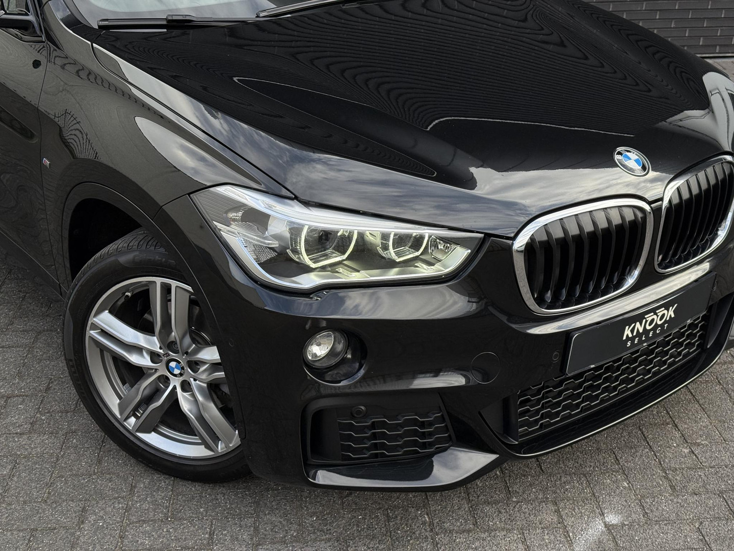 BMW BMW