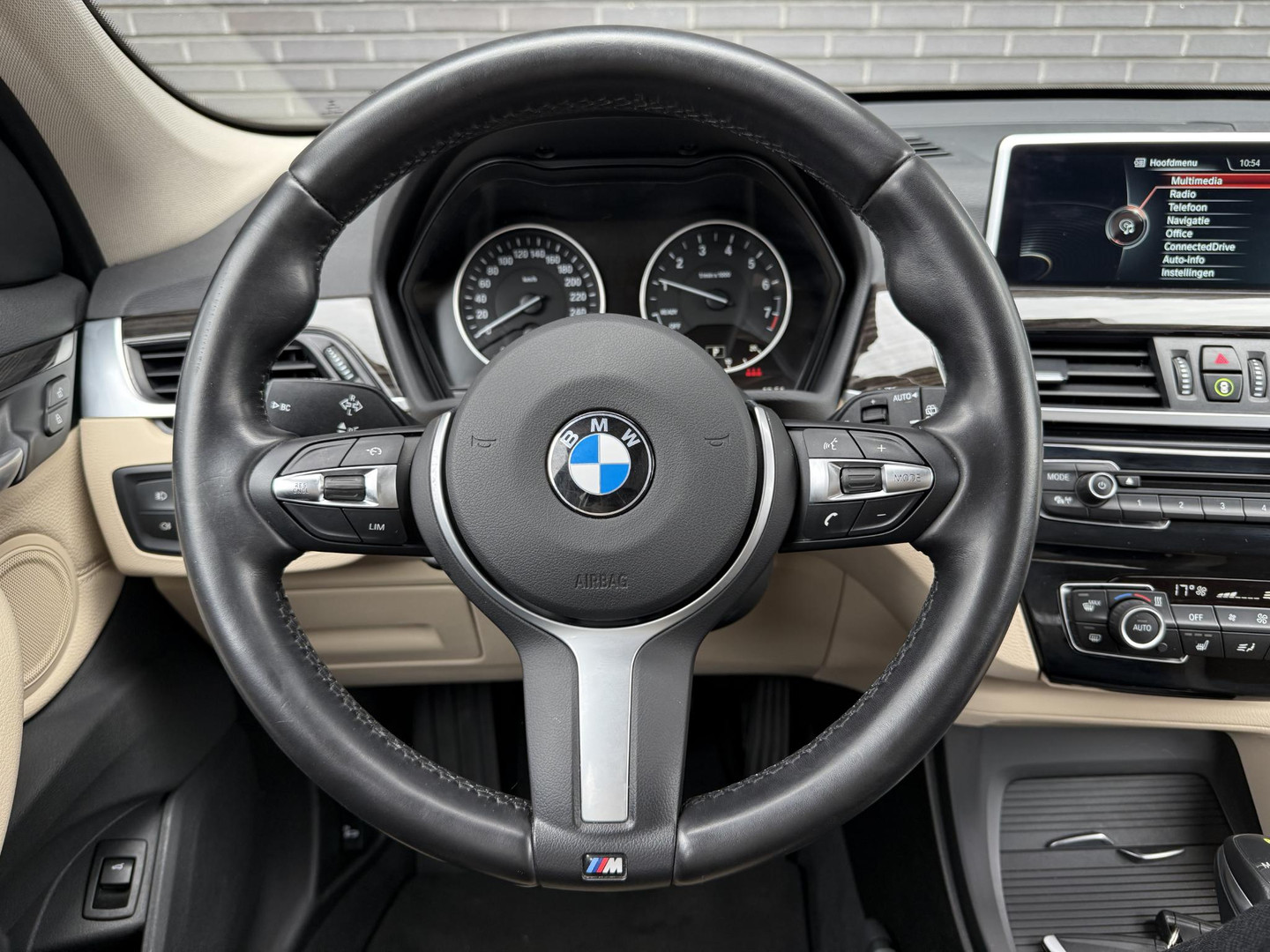 BMW BMW