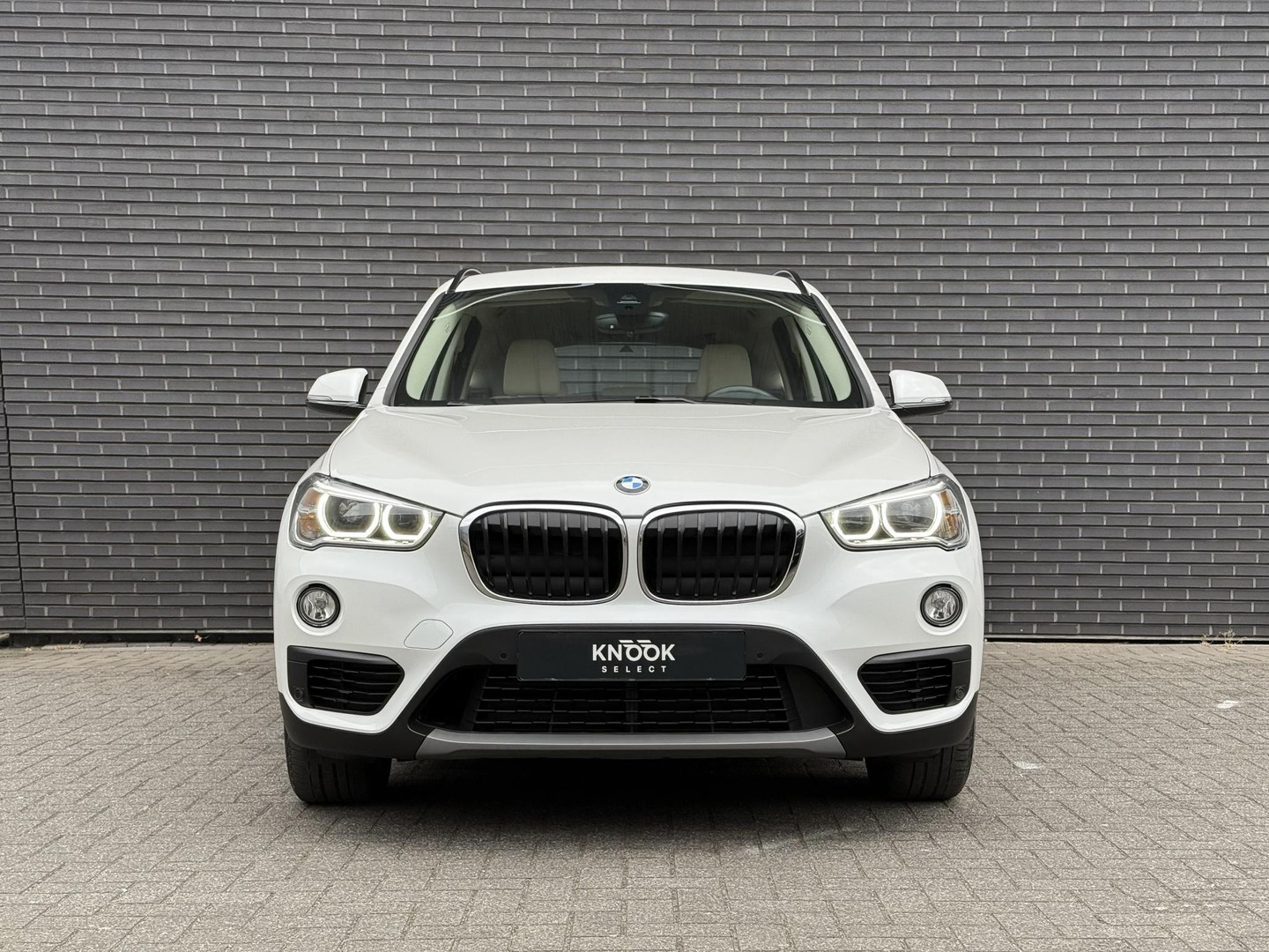 BMW BMW