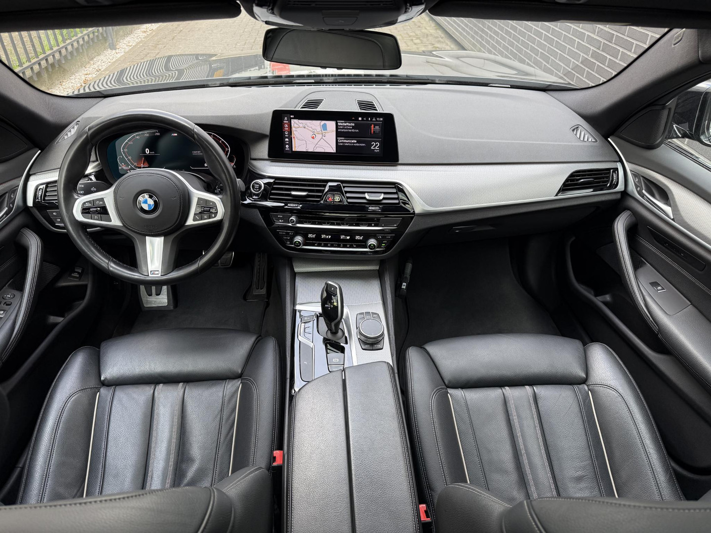 BMW BMW