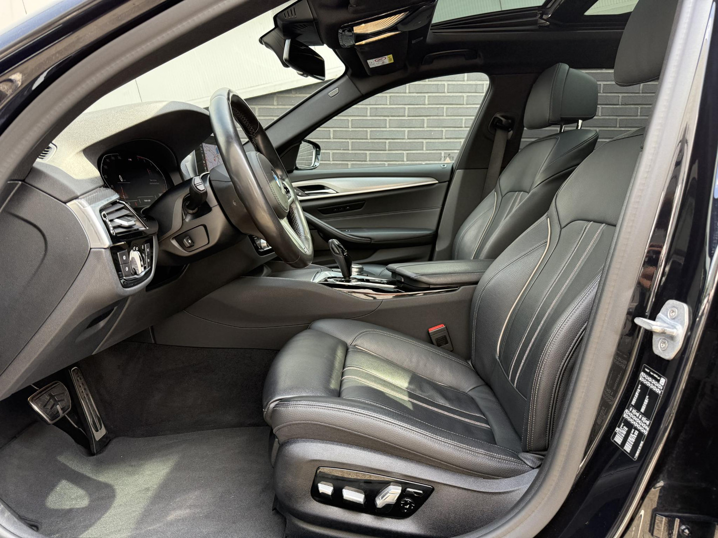 BMW BMW