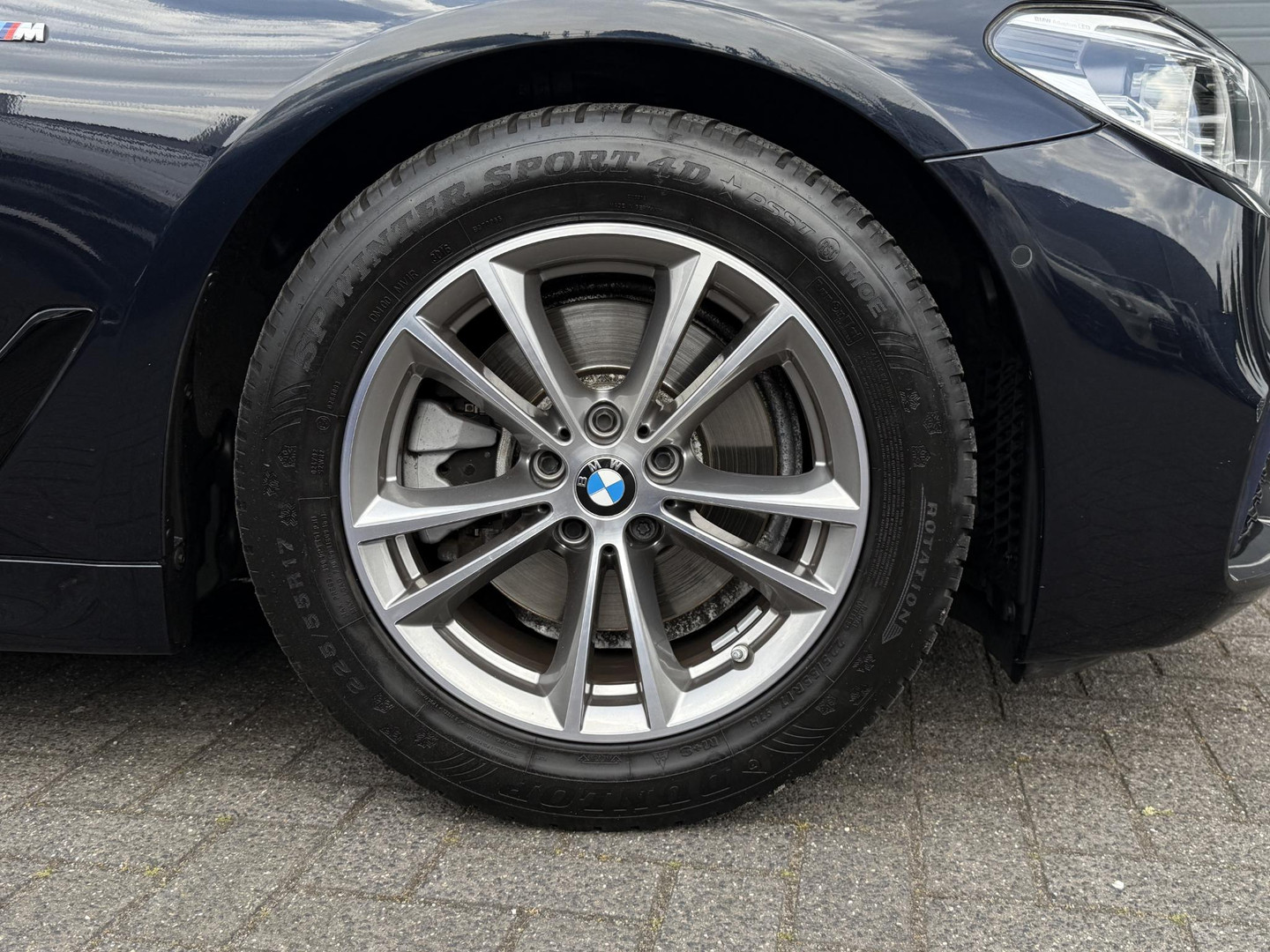 BMW BMW